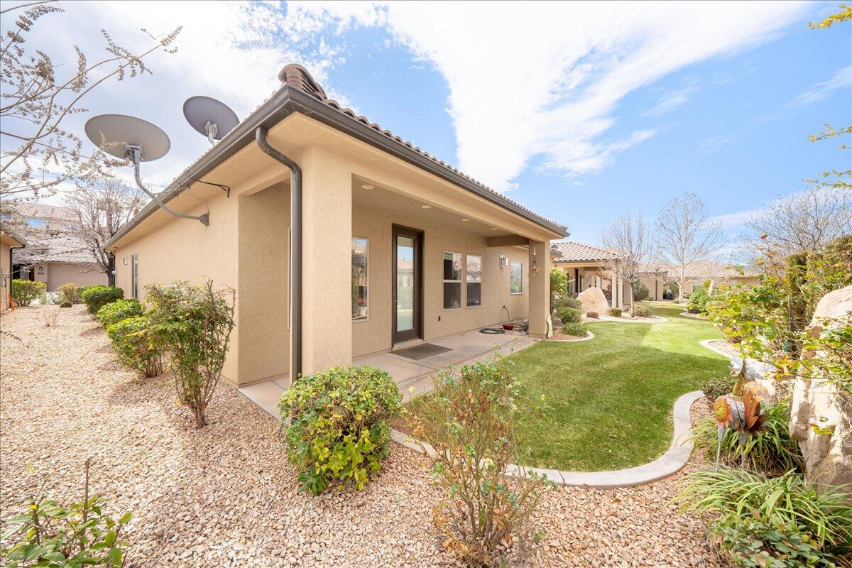 BOULDER SPRINGS VILLAS - Residential