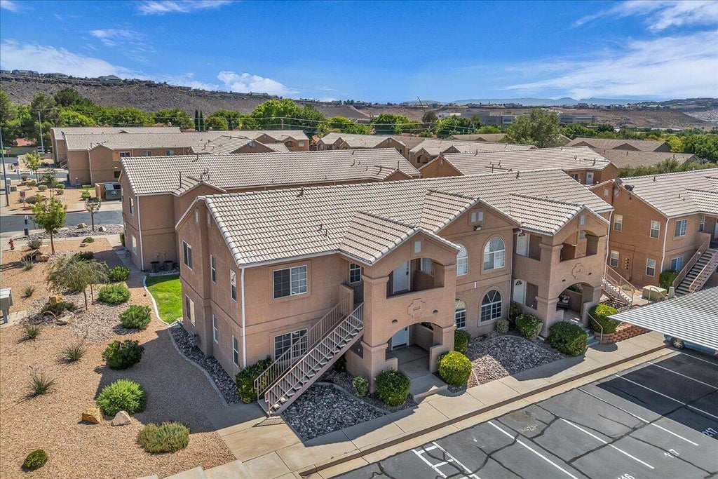Photo of 1122 E 300 S #i116, Saint George, UT 84770 (MLS # 26-277189)