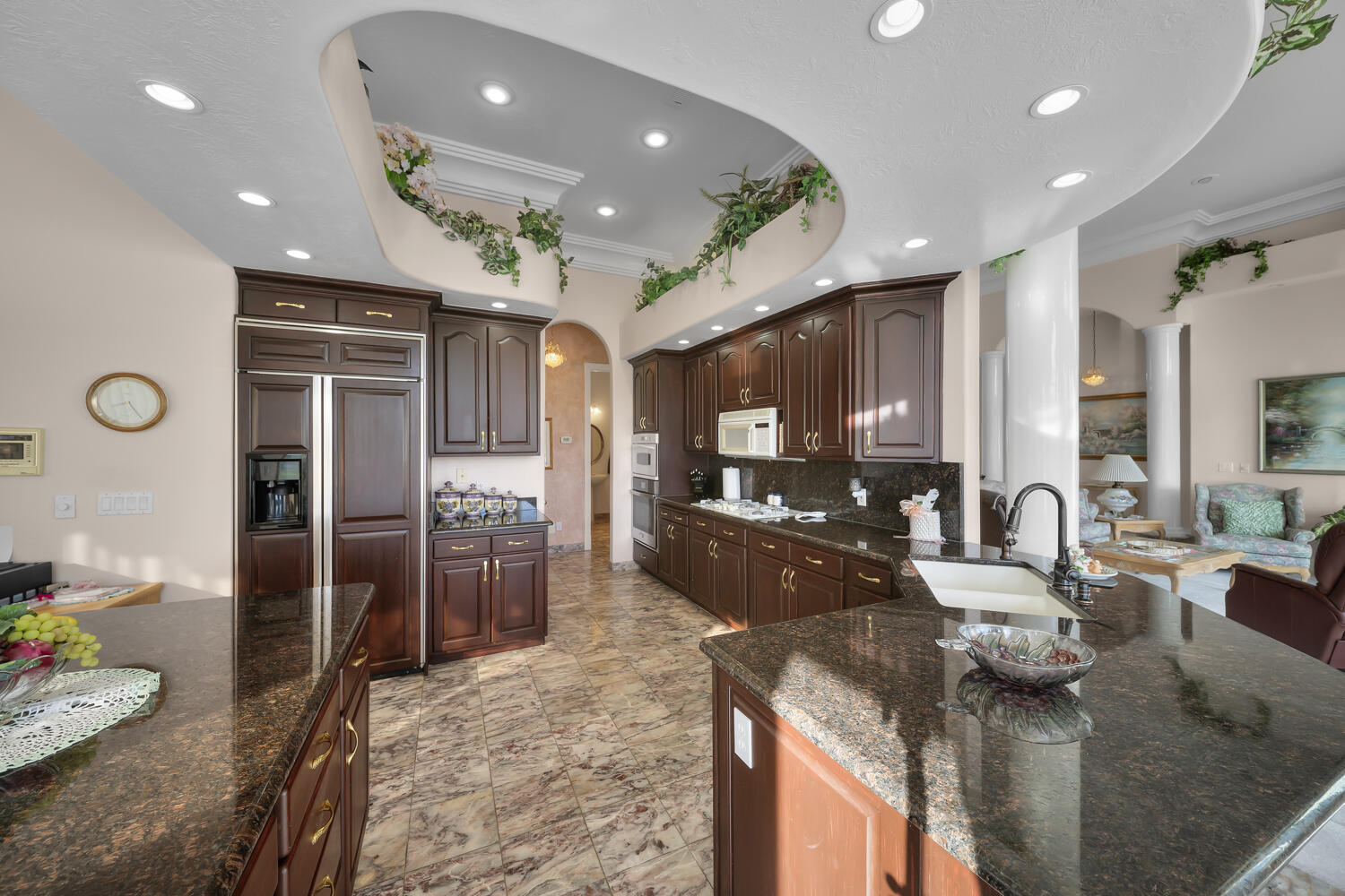 CRYSTAL LAKES TOWNHOMES - Residential