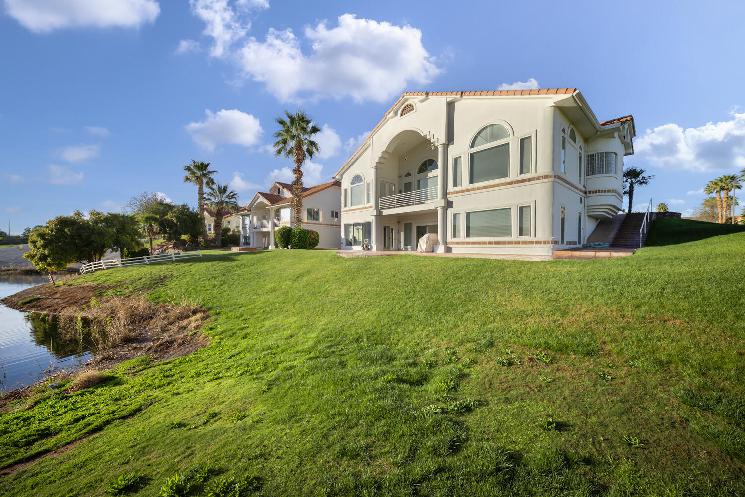 CRYSTAL LAKES TOWNHOMES - Residential