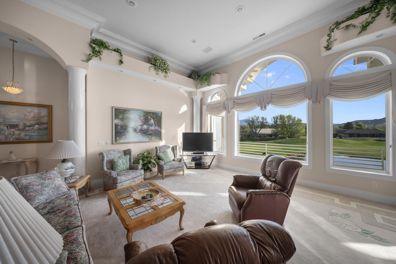 CRYSTAL LAKES TOWNHOMES - Residential