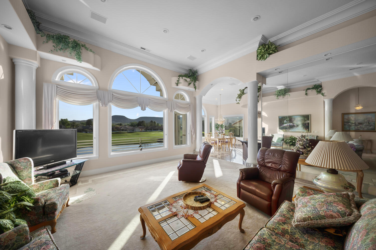 CRYSTAL LAKES TOWNHOMES - Residential