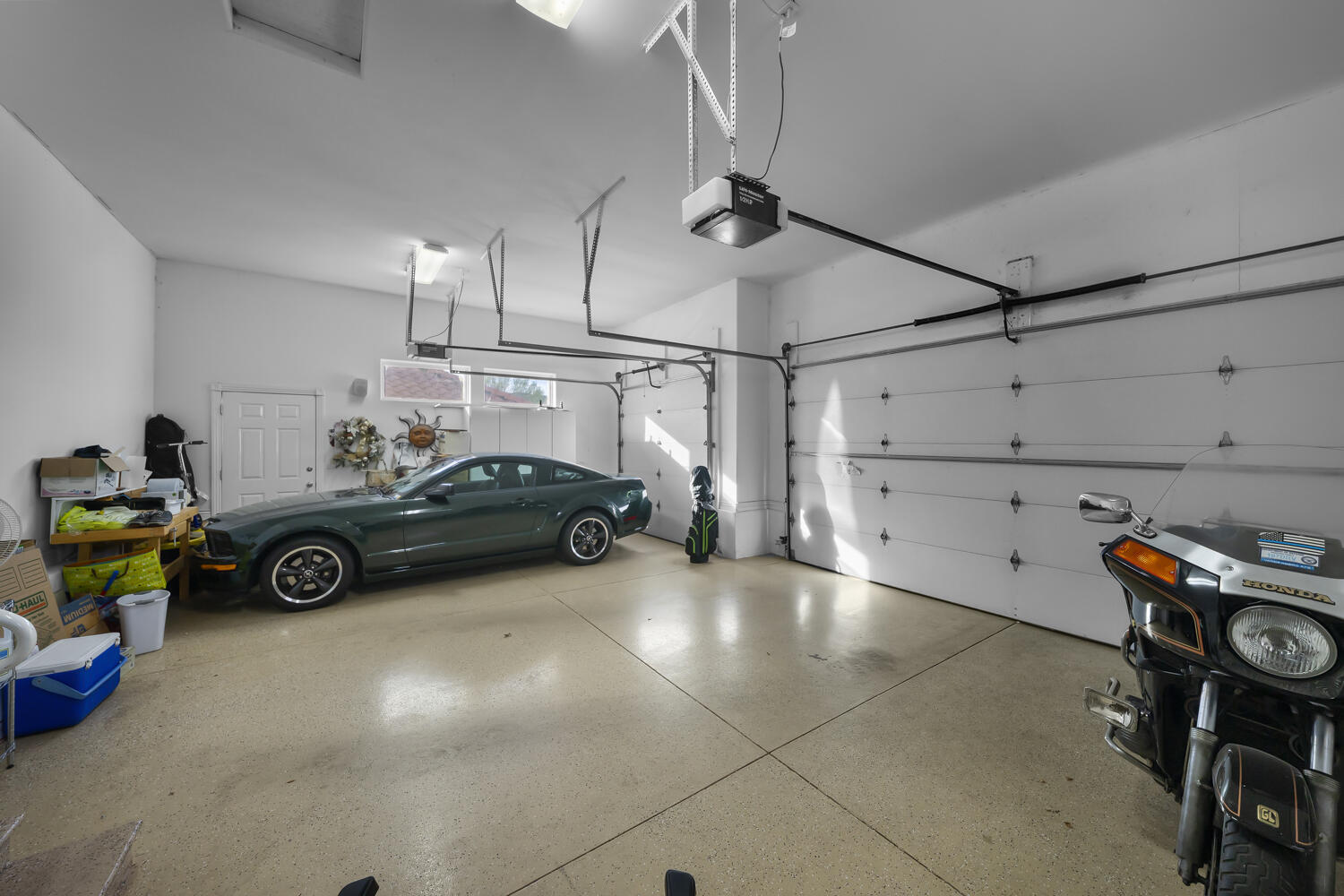 CRYSTAL LAKES TOWNHOMES - Residential