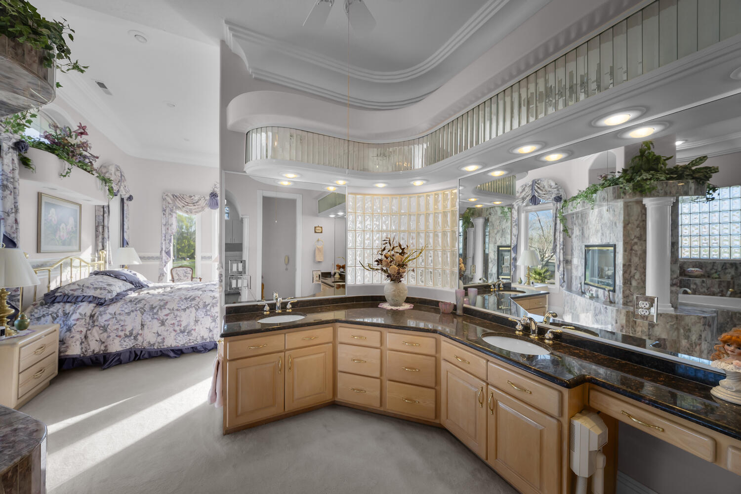 CRYSTAL LAKES TOWNHOMES - Residential