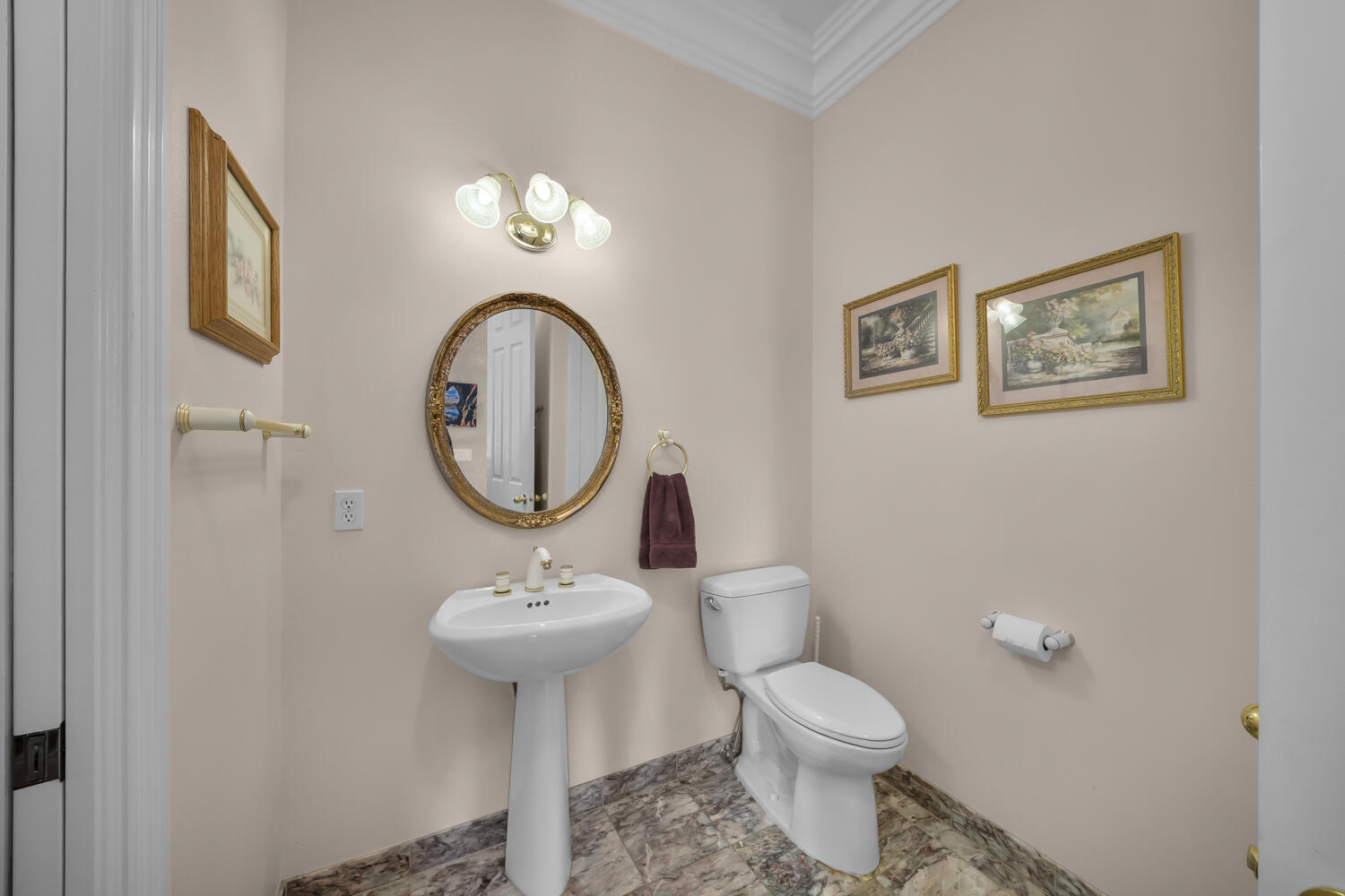 CRYSTAL LAKES TOWNHOMES - Residential