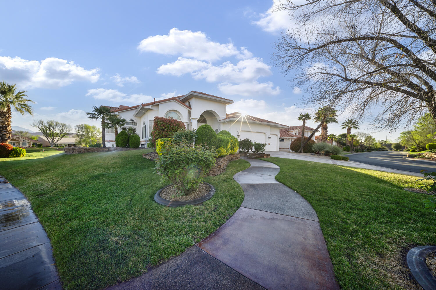 CRYSTAL LAKES TOWNHOMES - Residential