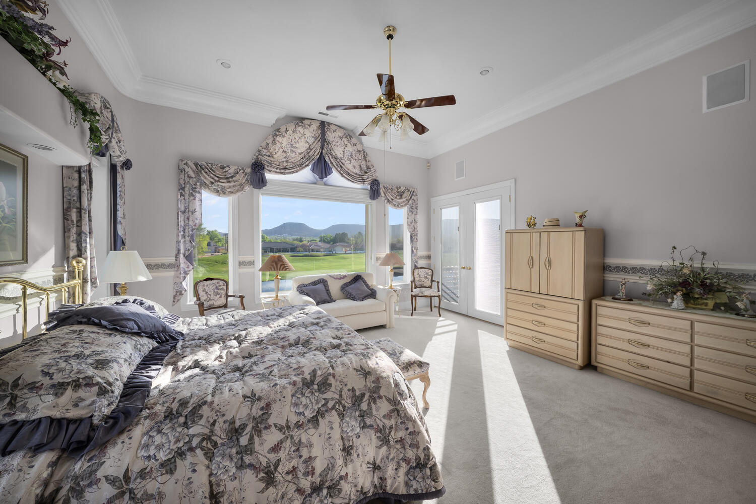 CRYSTAL LAKES TOWNHOMES - Residential