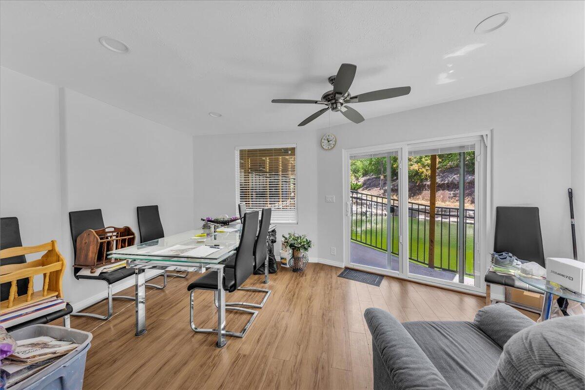 LEEDS TOWNSITE - Residential