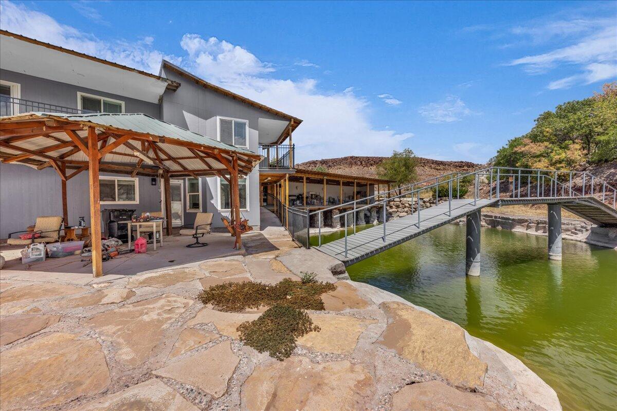 LEEDS TOWNSITE - Residential