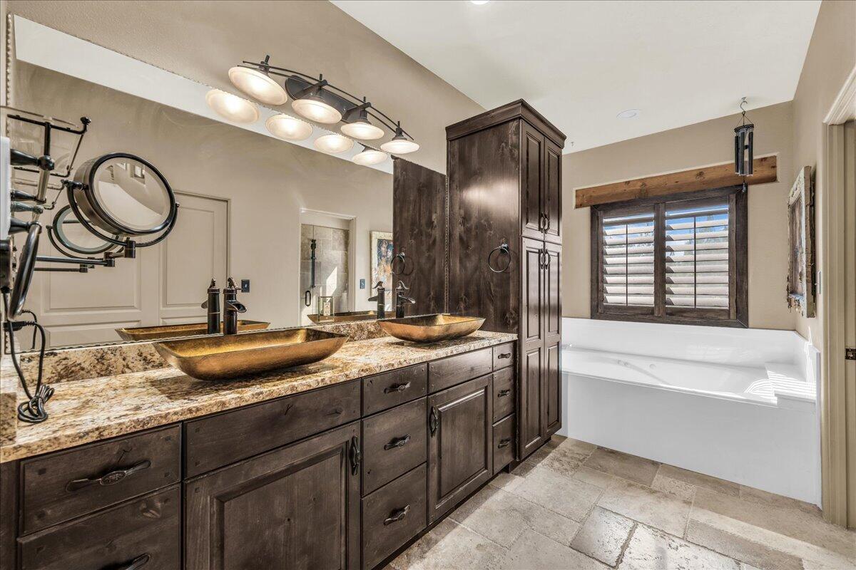 PINION HILLS - Residential