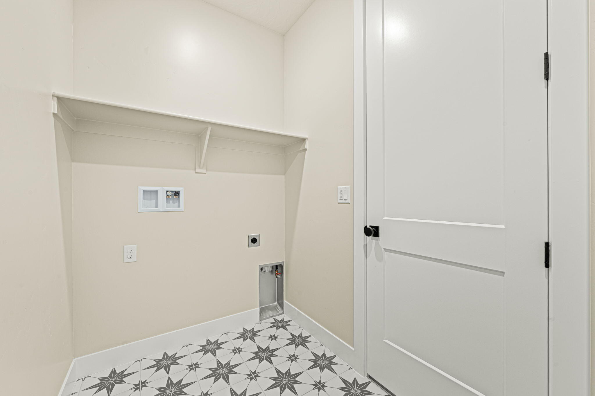 SOLIS AT CORAL CANYON - Residential