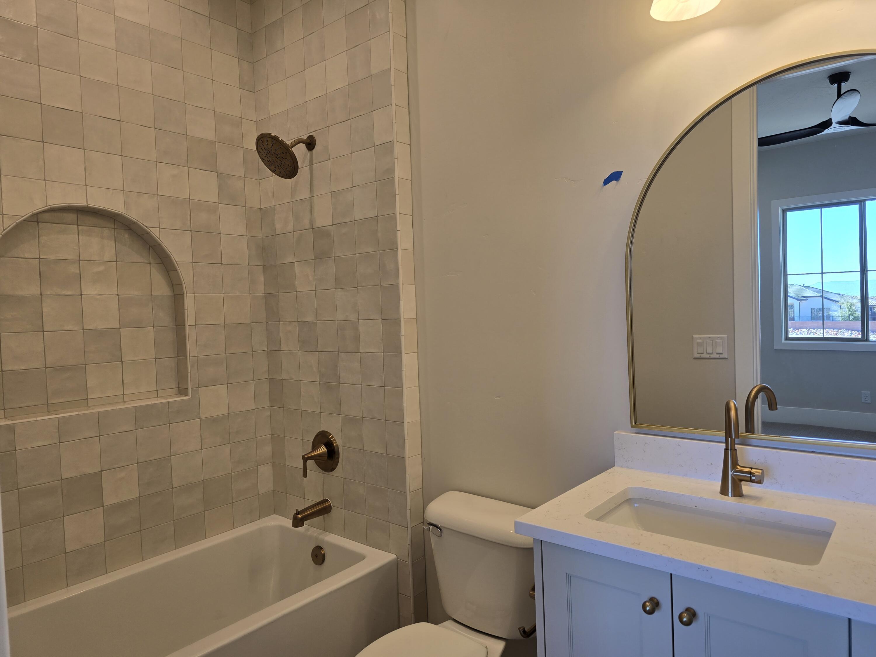 WASHINGTON VISTA - Residential