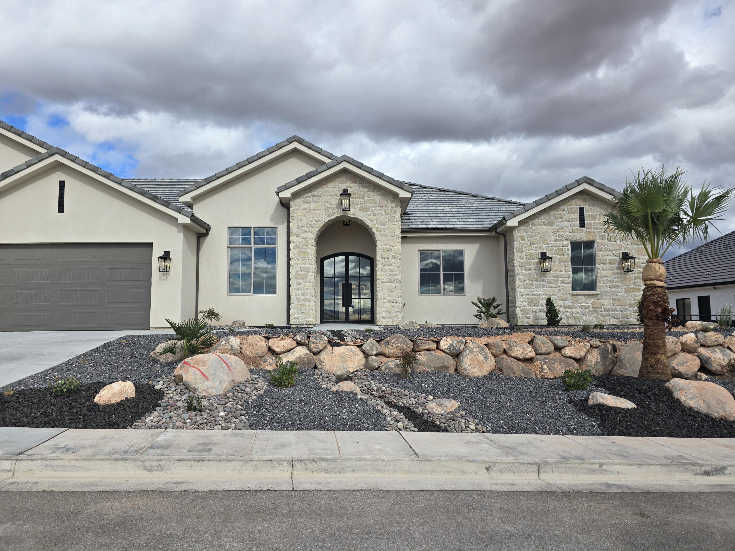 WASHINGTON VISTA - Residential