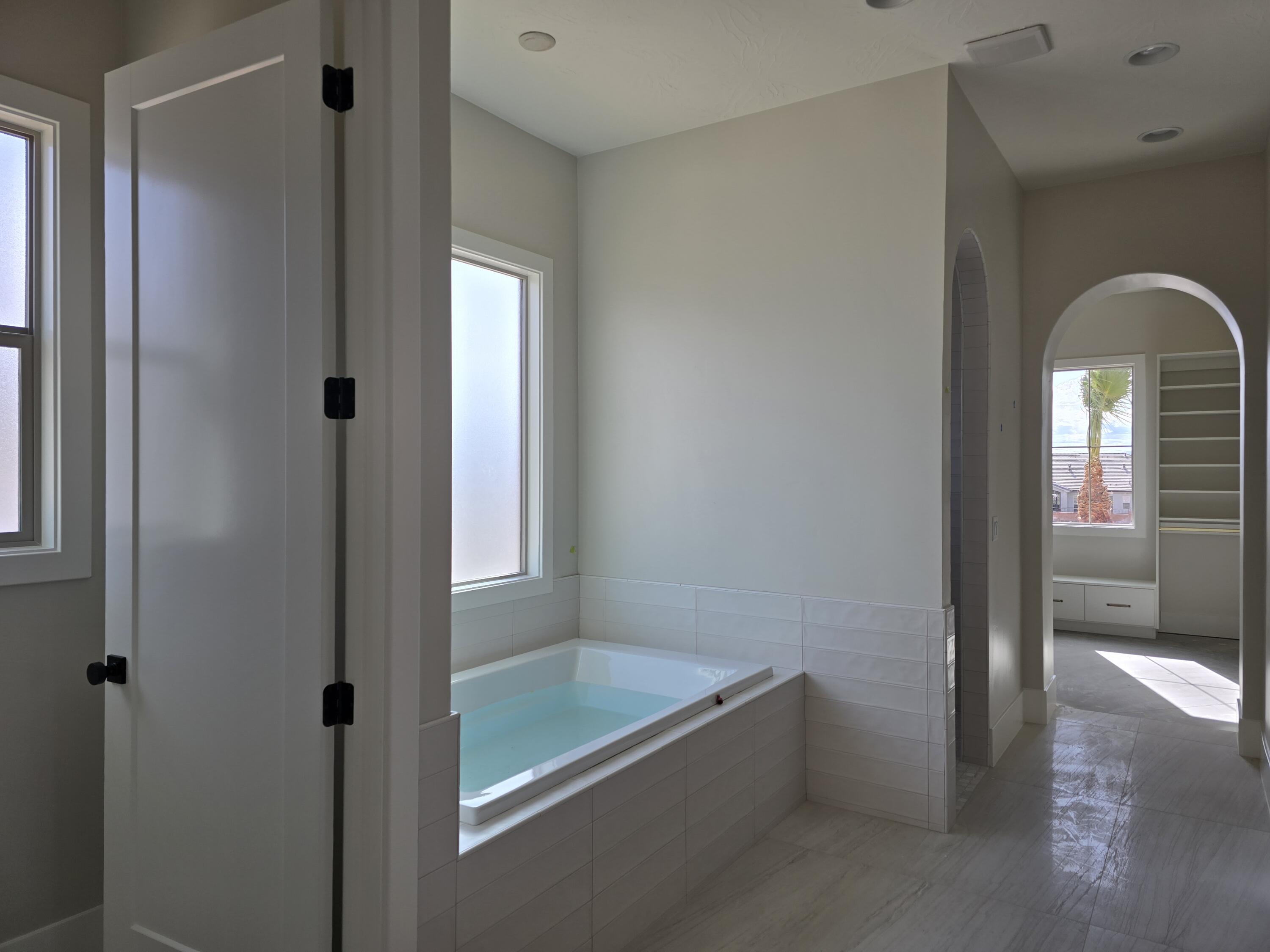 WASHINGTON VISTA - Residential