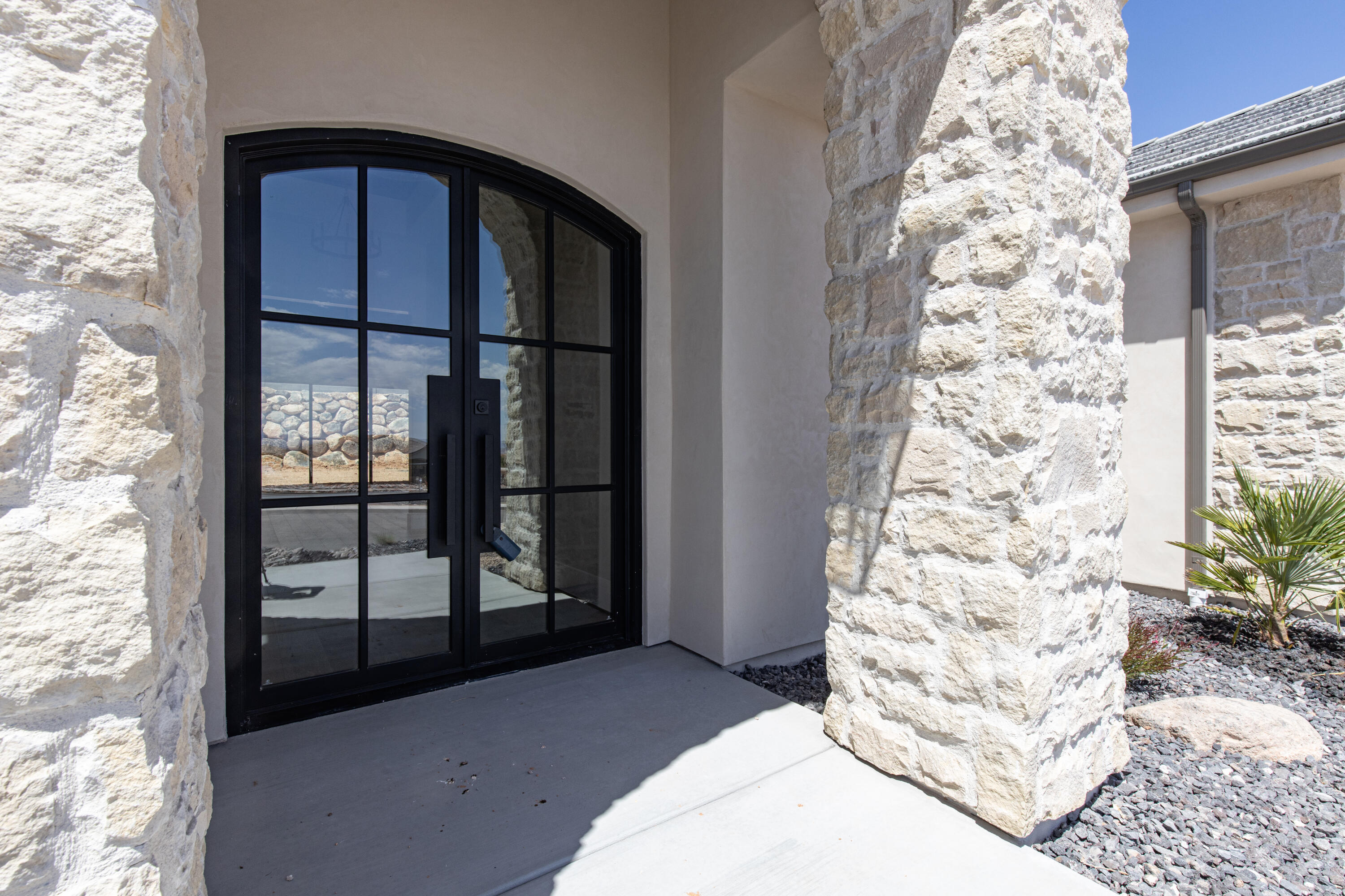 WASHINGTON VISTA - Residential