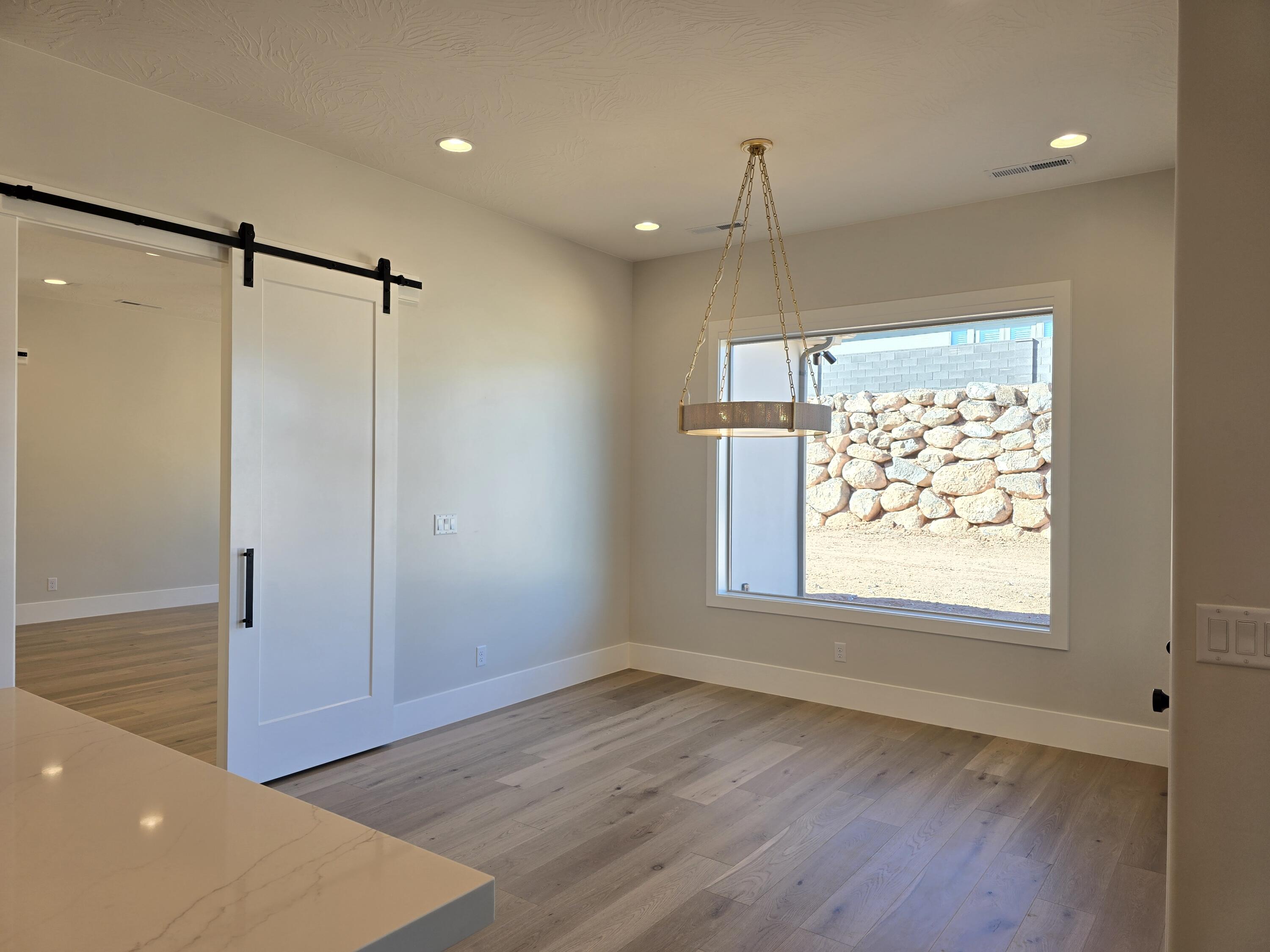 WASHINGTON VISTA - Residential