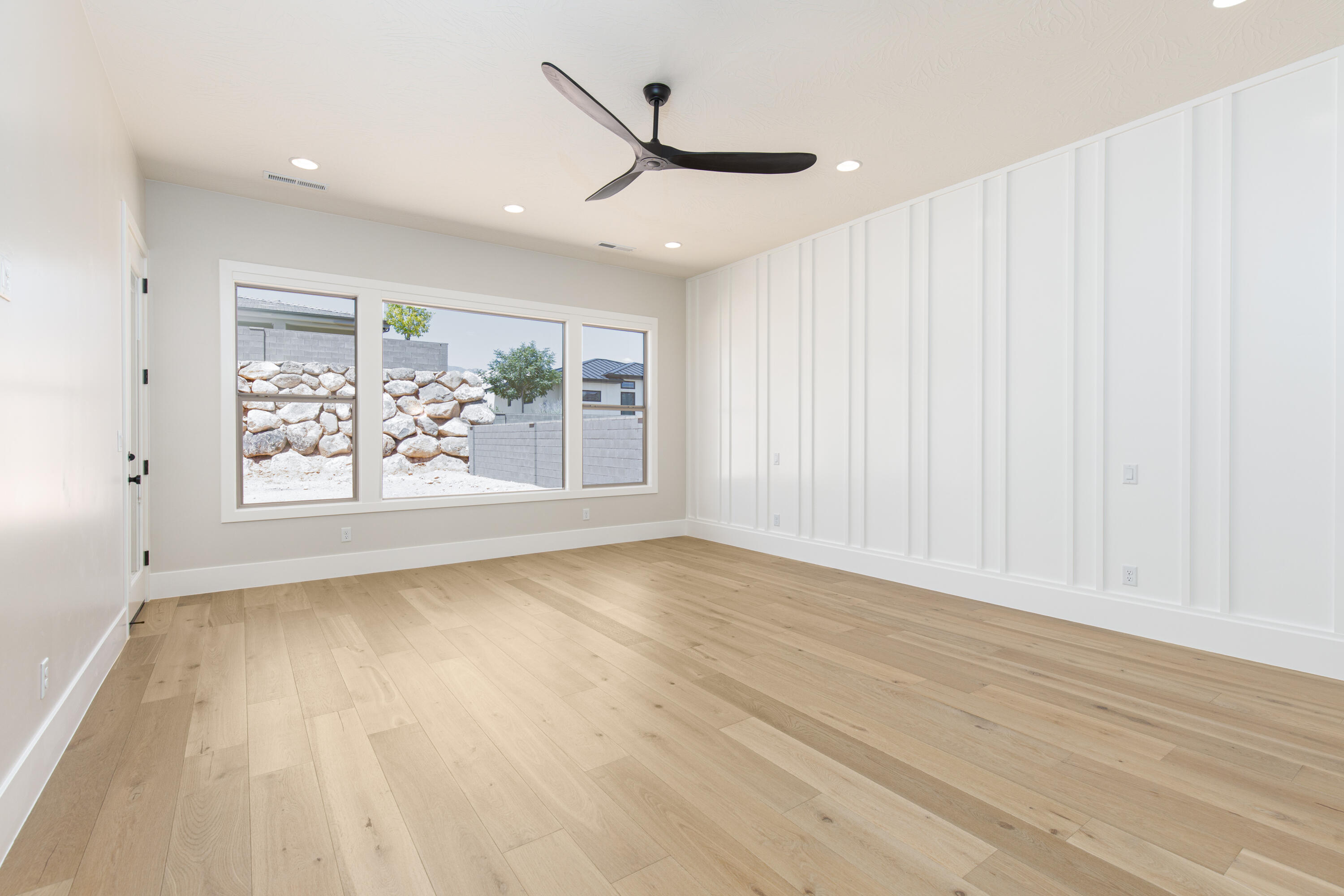 WASHINGTON VISTA - Residential