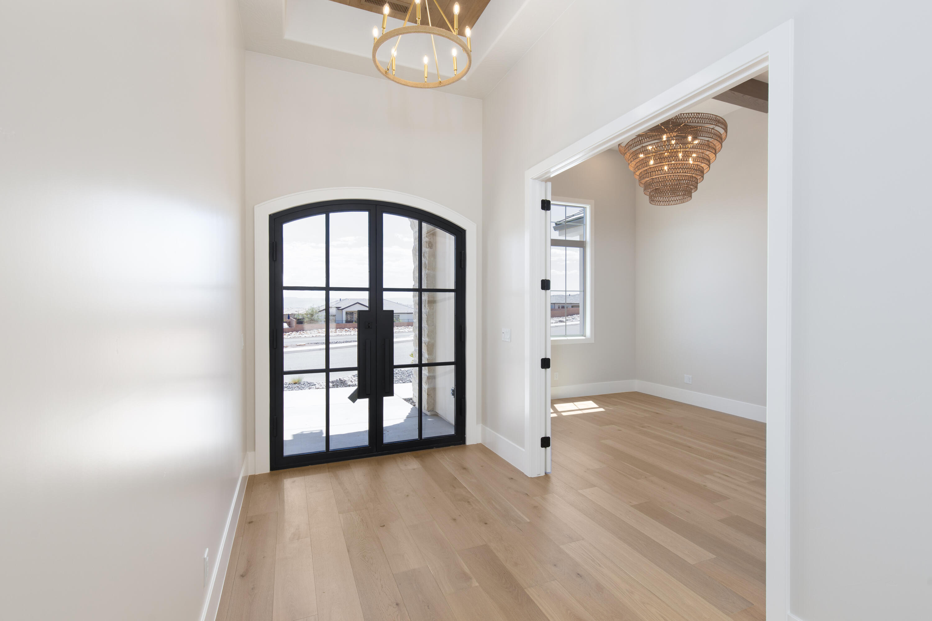 WASHINGTON VISTA - Residential
