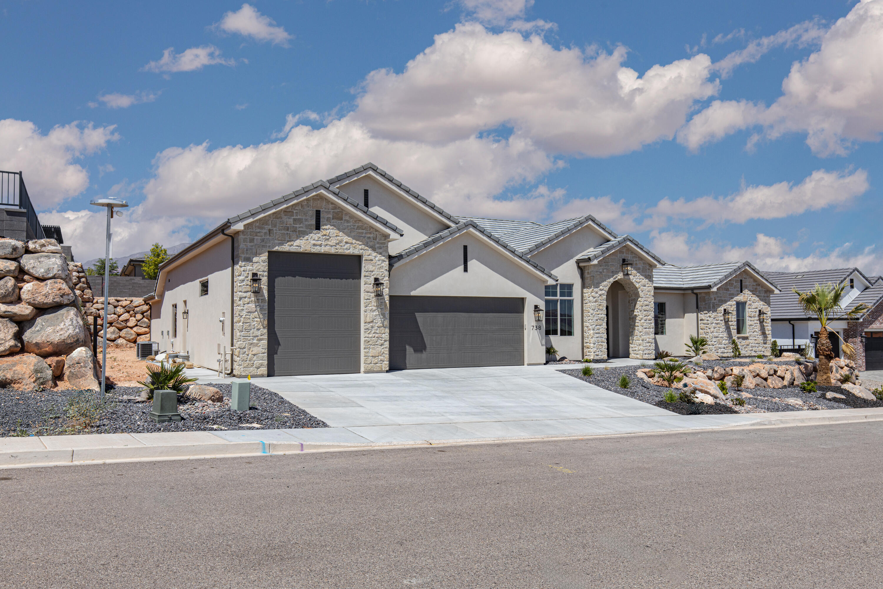 WASHINGTON VISTA - Residential