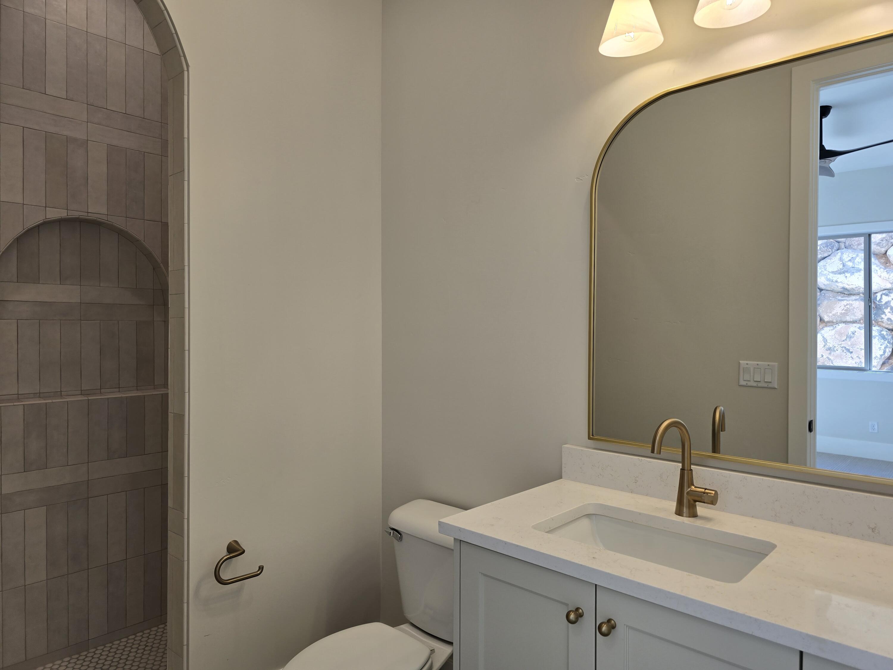 WASHINGTON VISTA - Residential