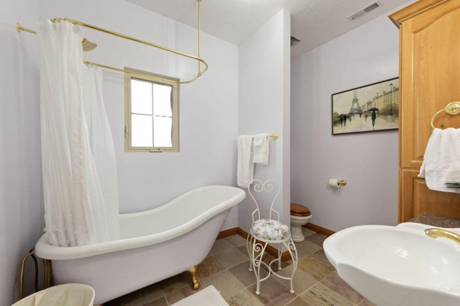 OLD FARM - Residential