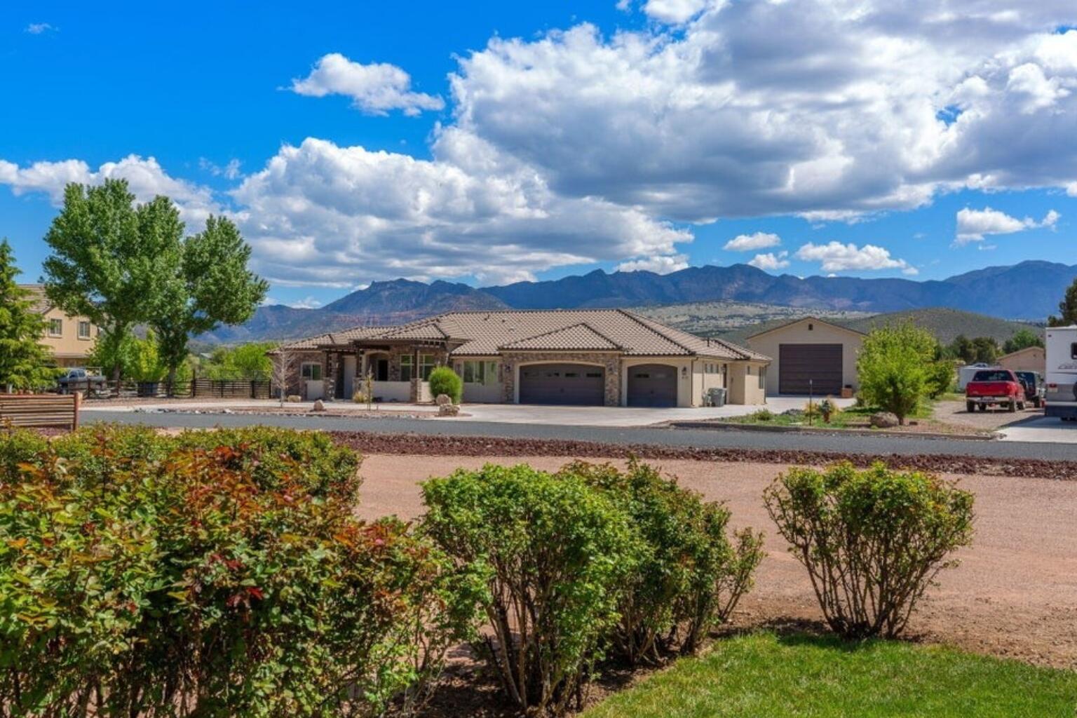 OLD FARM - Residential