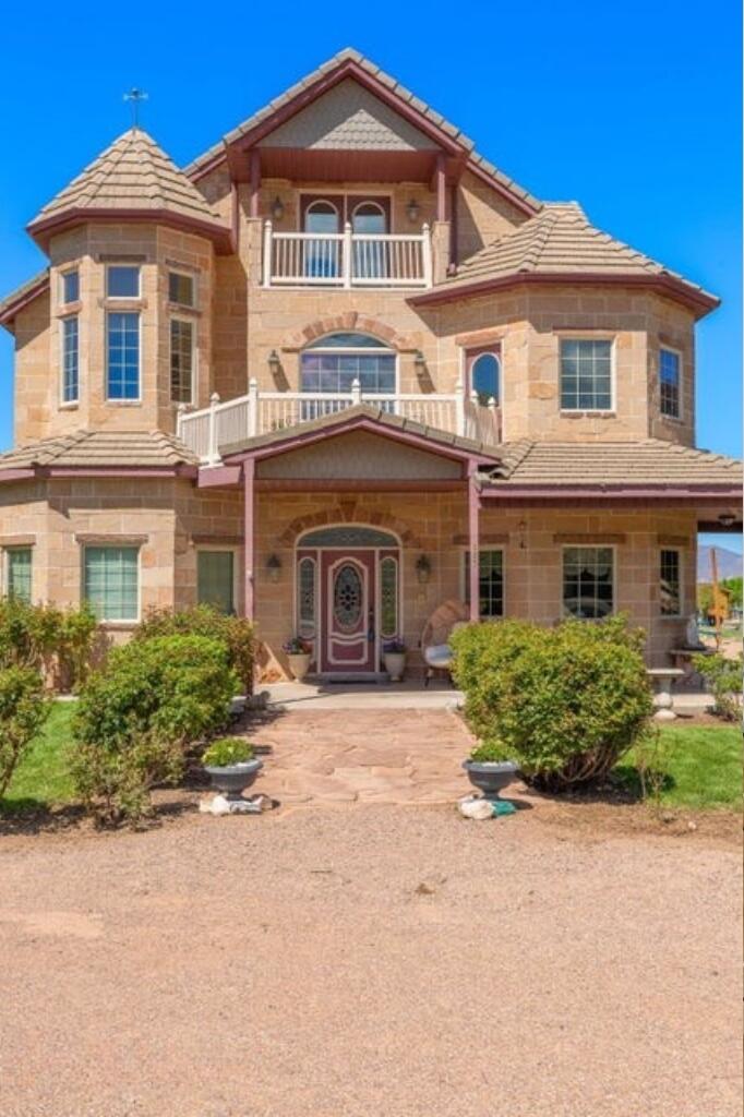 OLD FARM - Residential