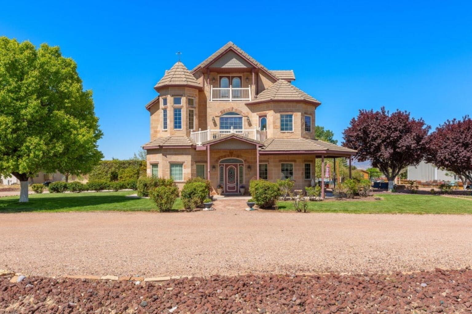 OLD FARM - Residential