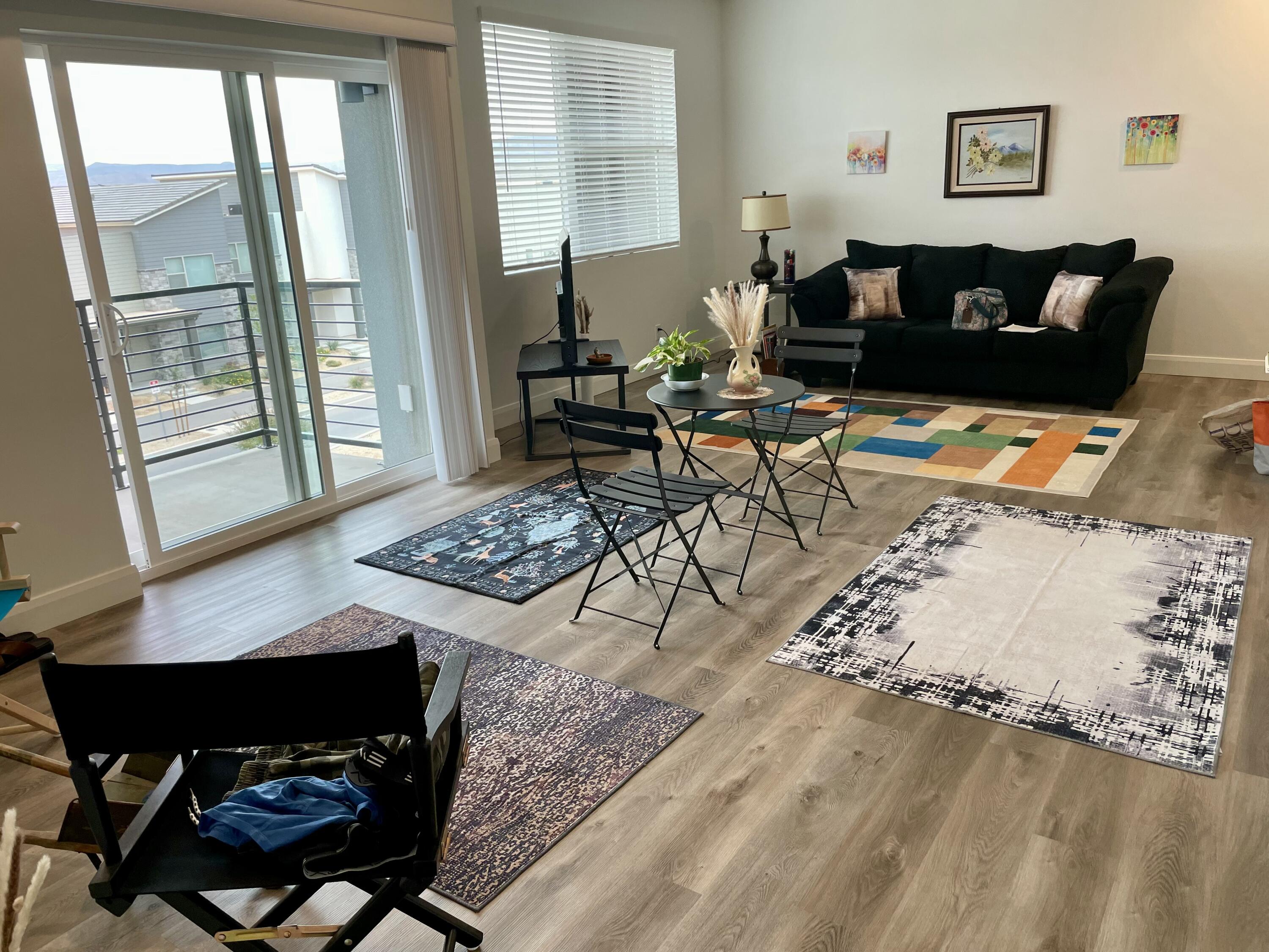 AUBURN HILLS - Residential