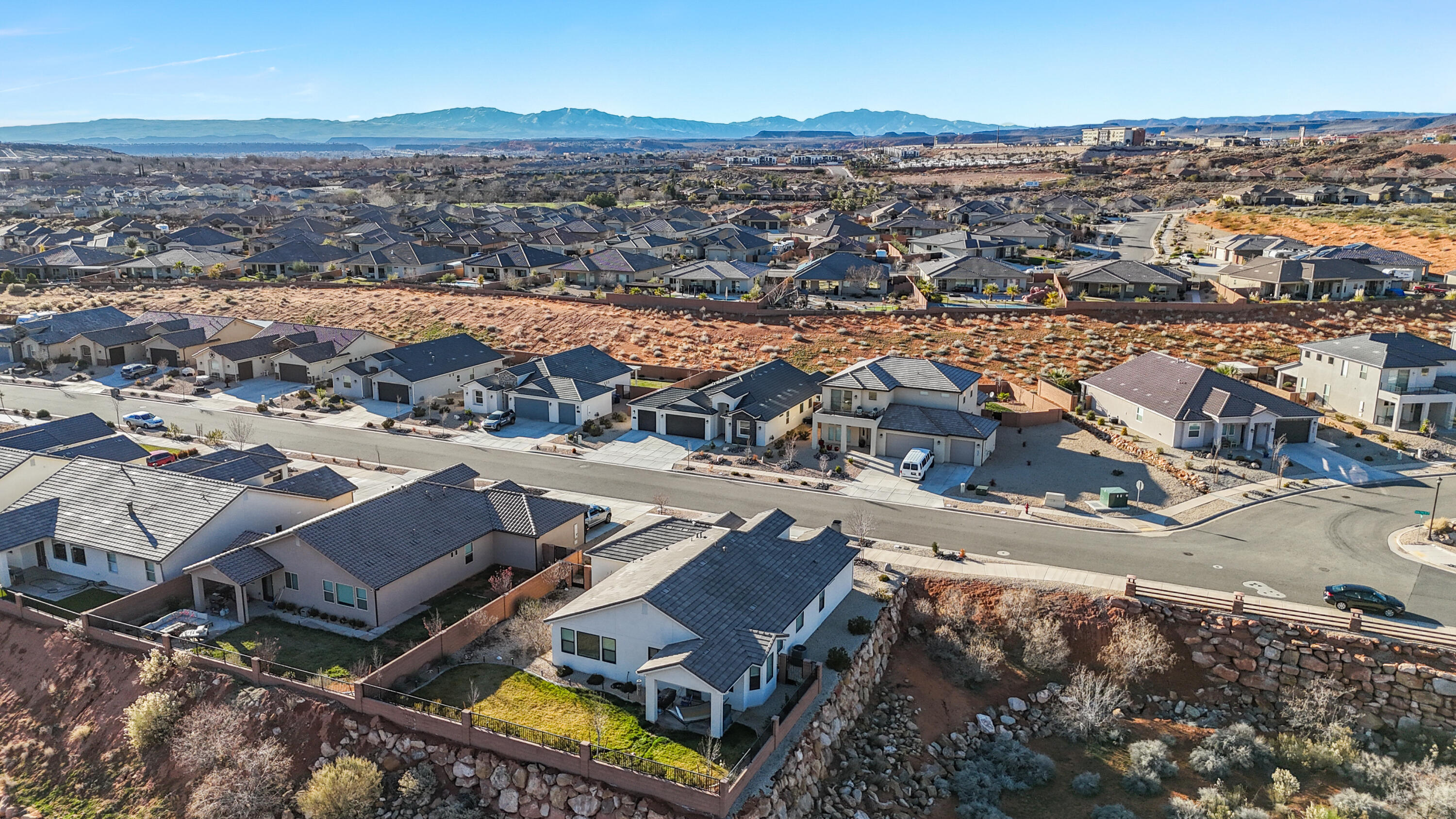 ARROYO AT SIENNA HILLS - Residential