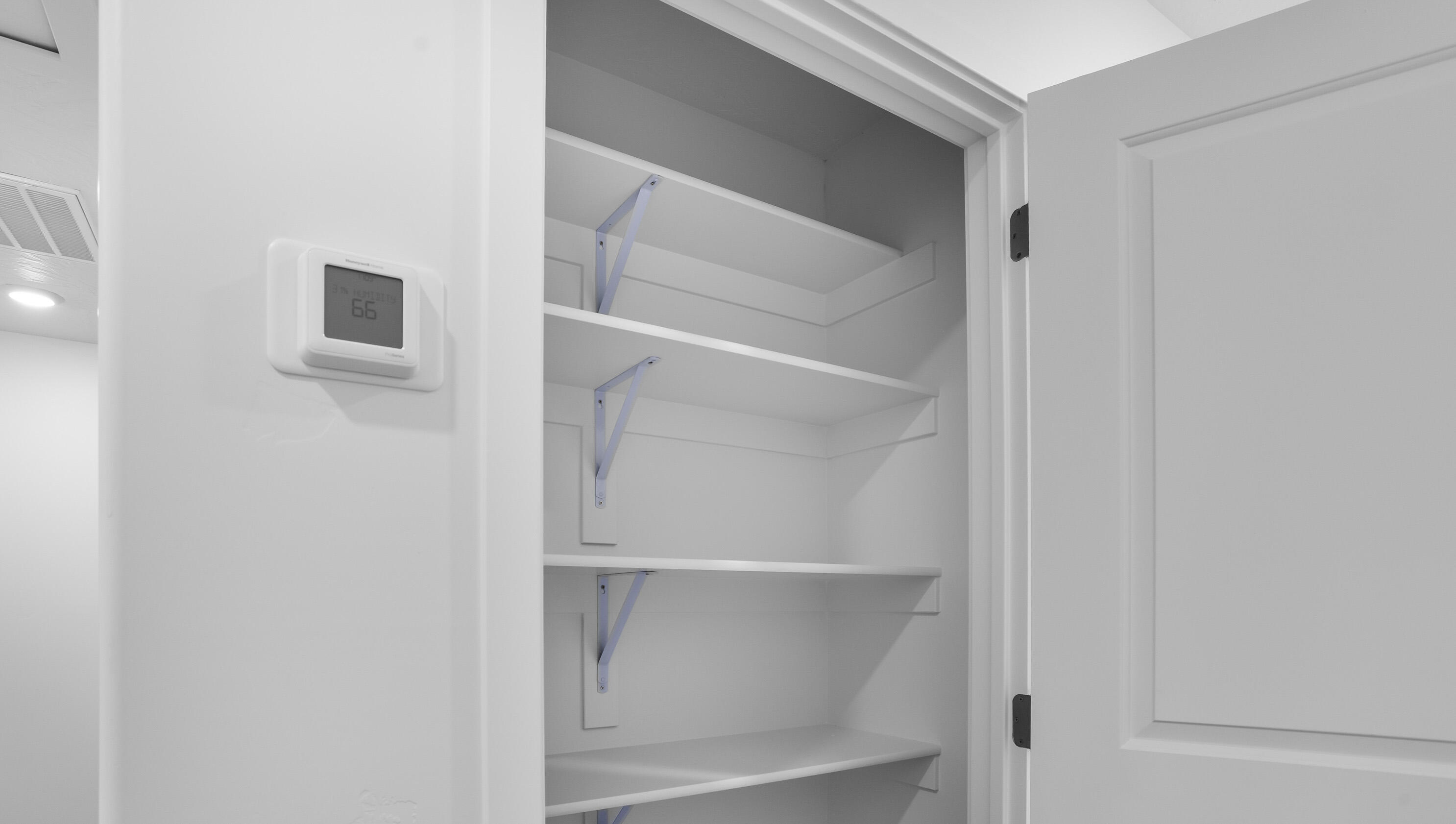 STANDING ROCK EAST AT LONG VALLEY - Residential