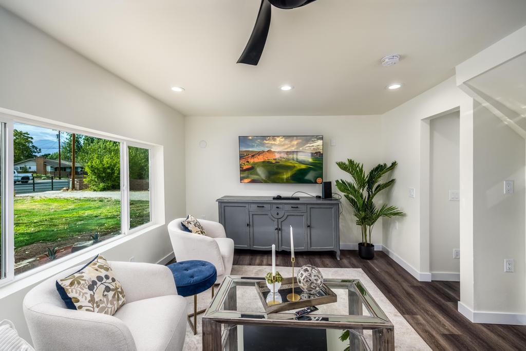 HURRICANE TOWNSITE - Residential