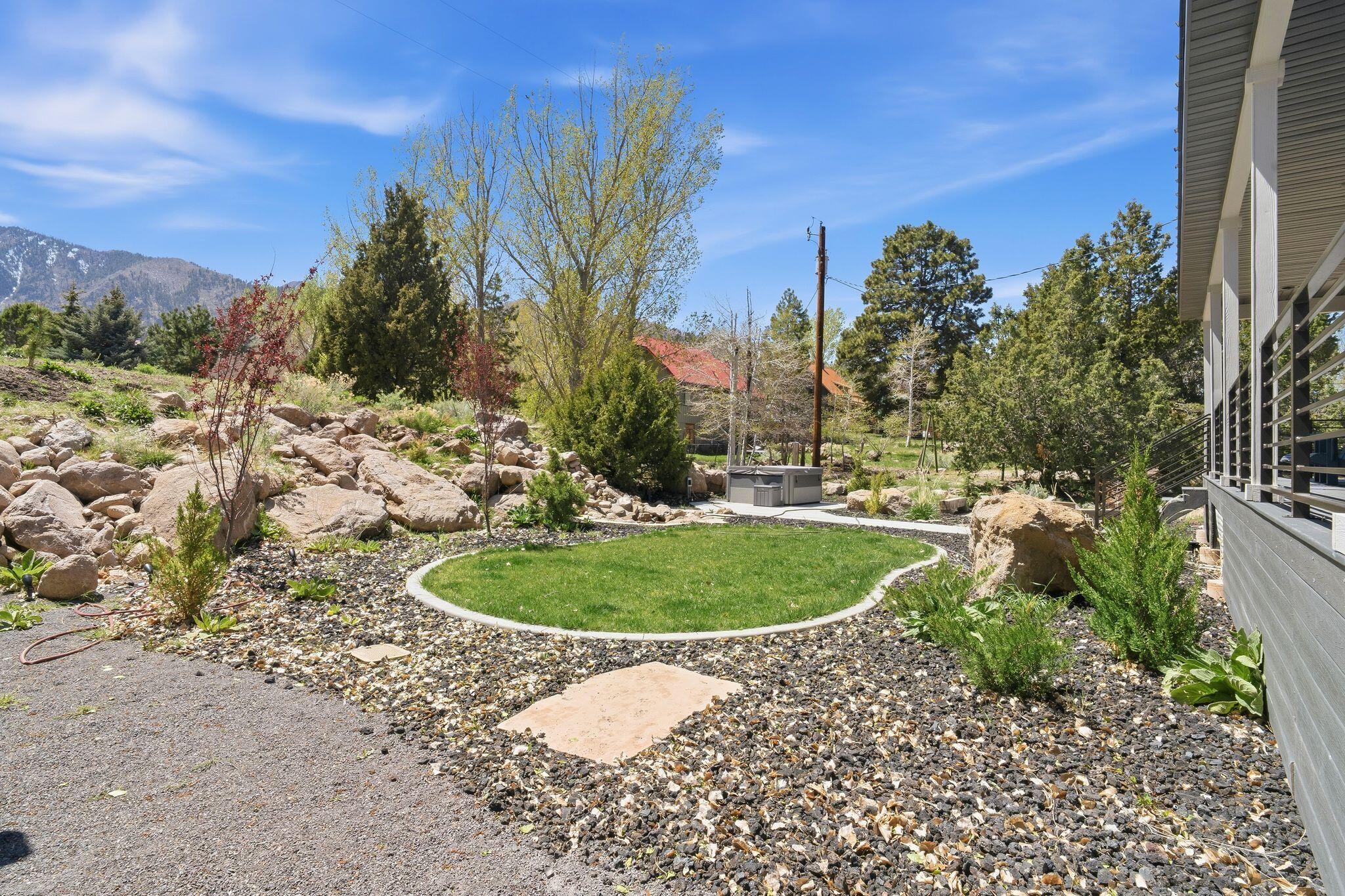 MOUNTAIN VIEW ESTATES - Residential