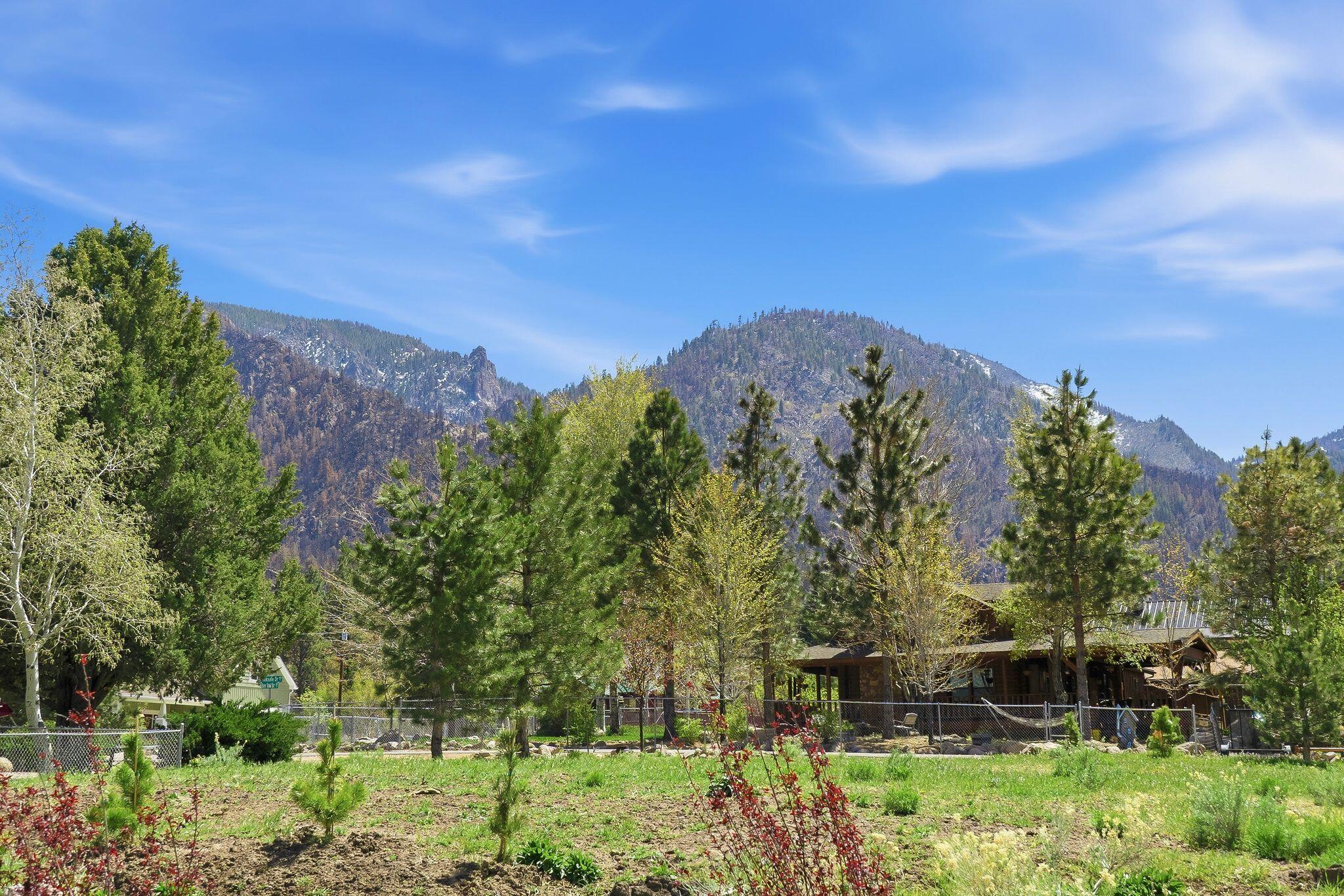 MOUNTAIN VIEW ESTATES - Residential