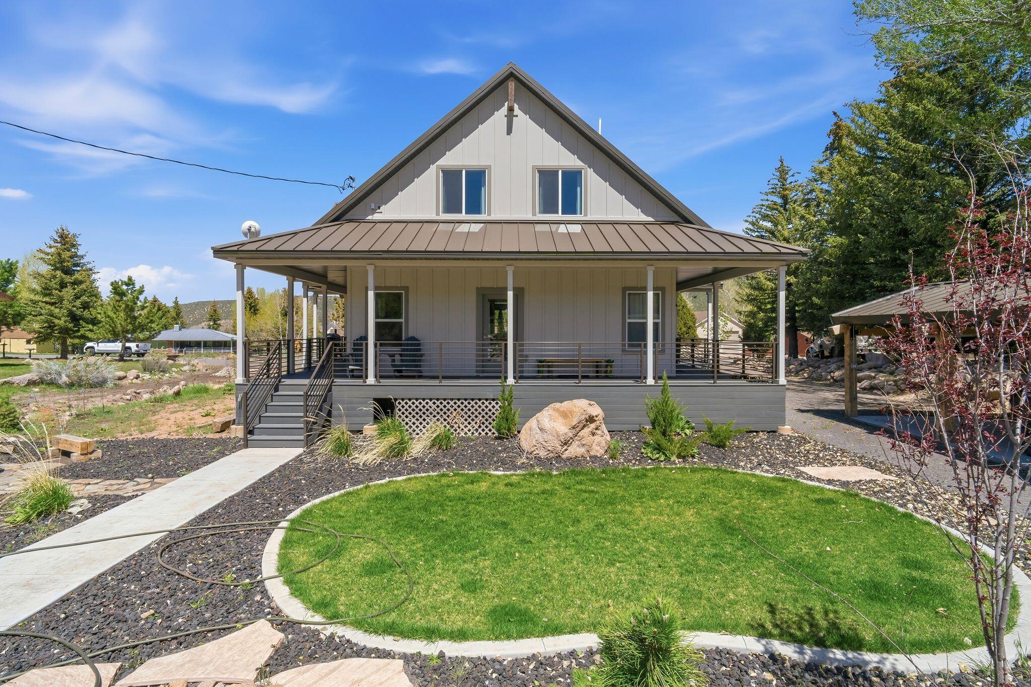 MOUNTAIN VIEW ESTATES - Residential
