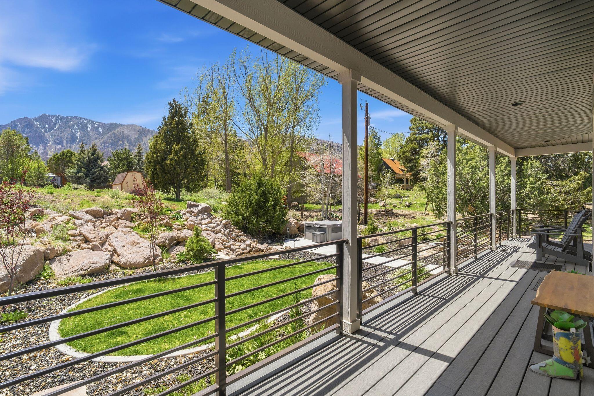 MOUNTAIN VIEW ESTATES - Residential