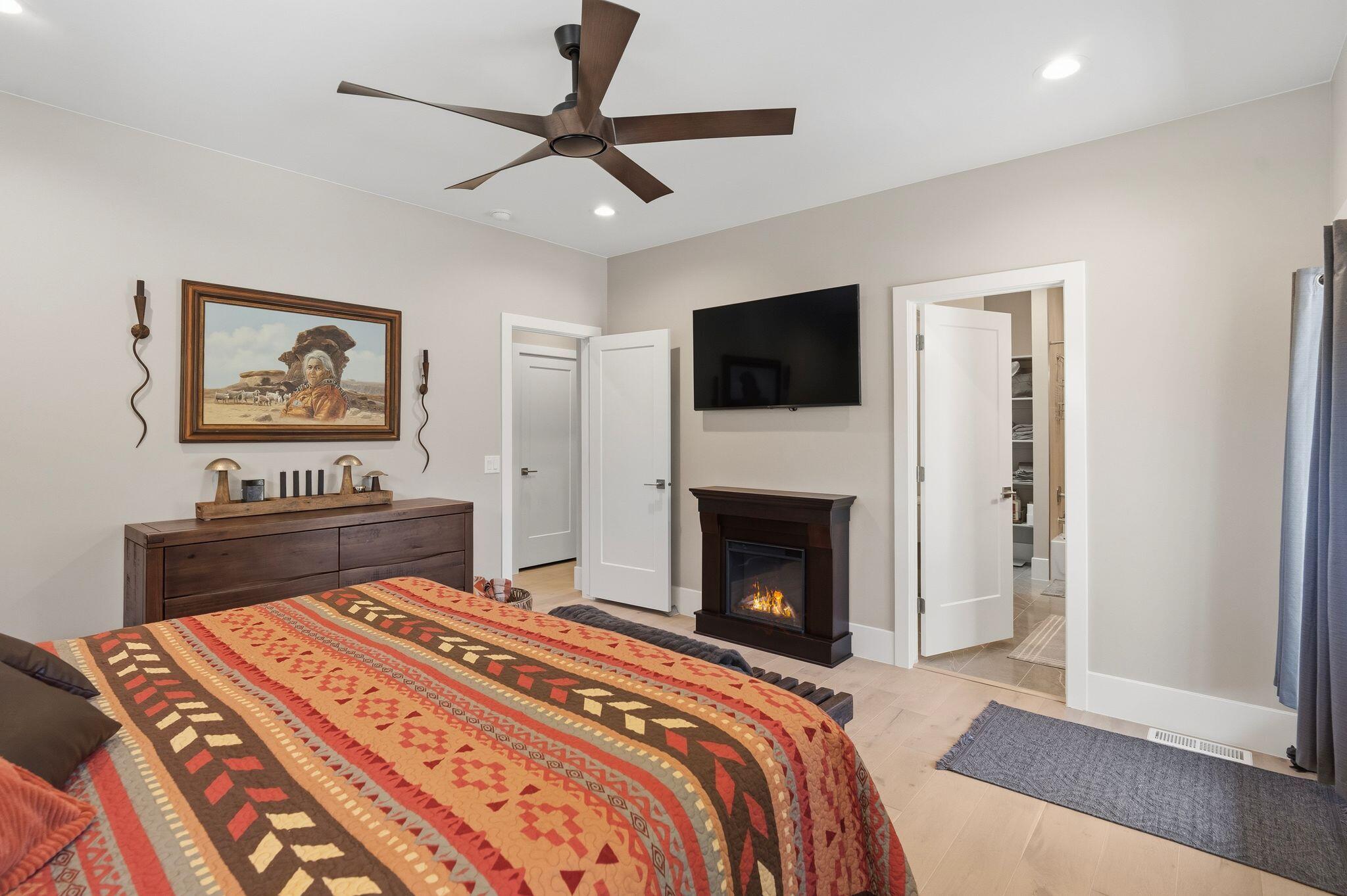 MOUNTAIN VIEW ESTATES - Residential
