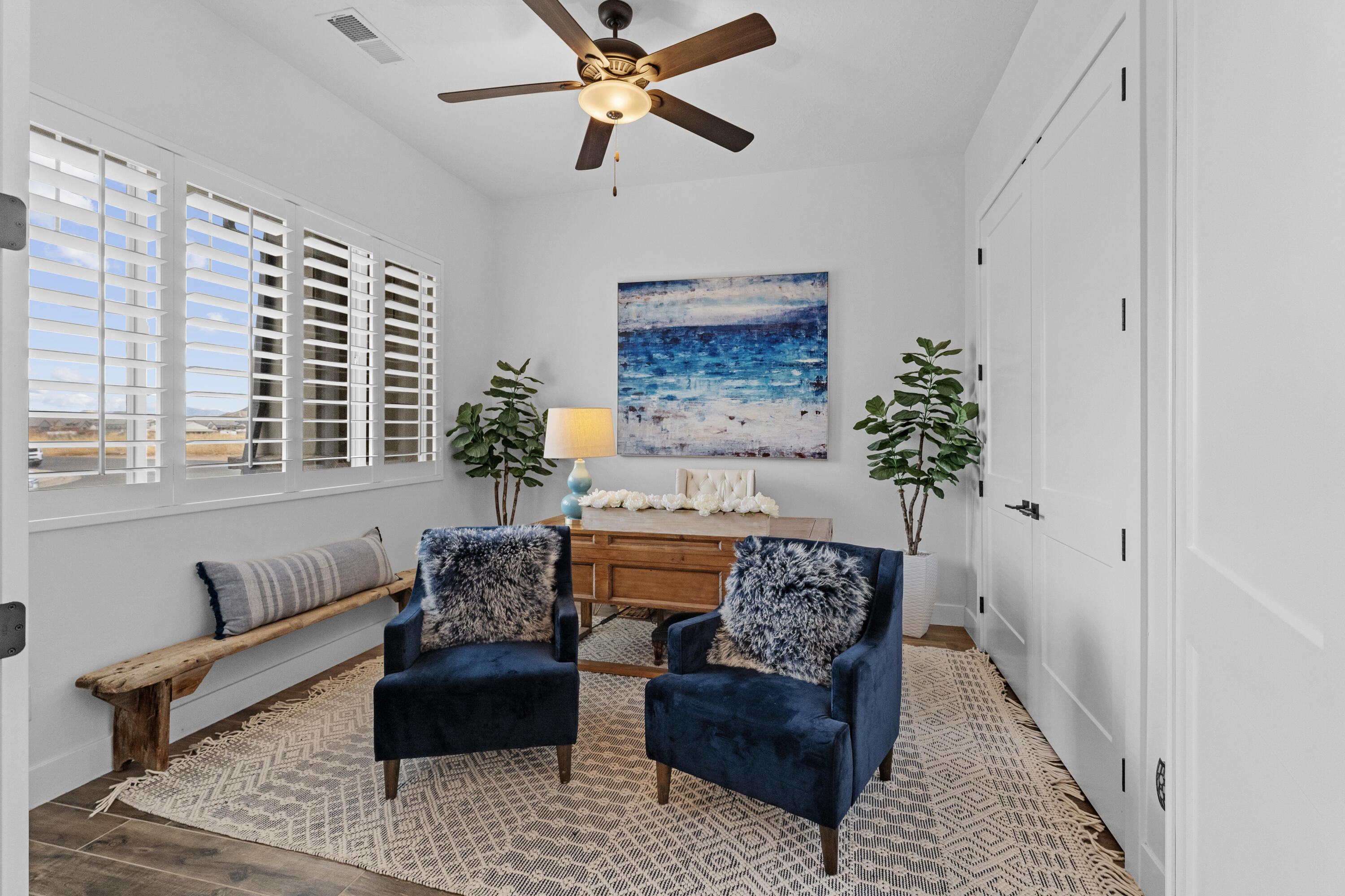 BRIDLE GATE ESTATES - Residential