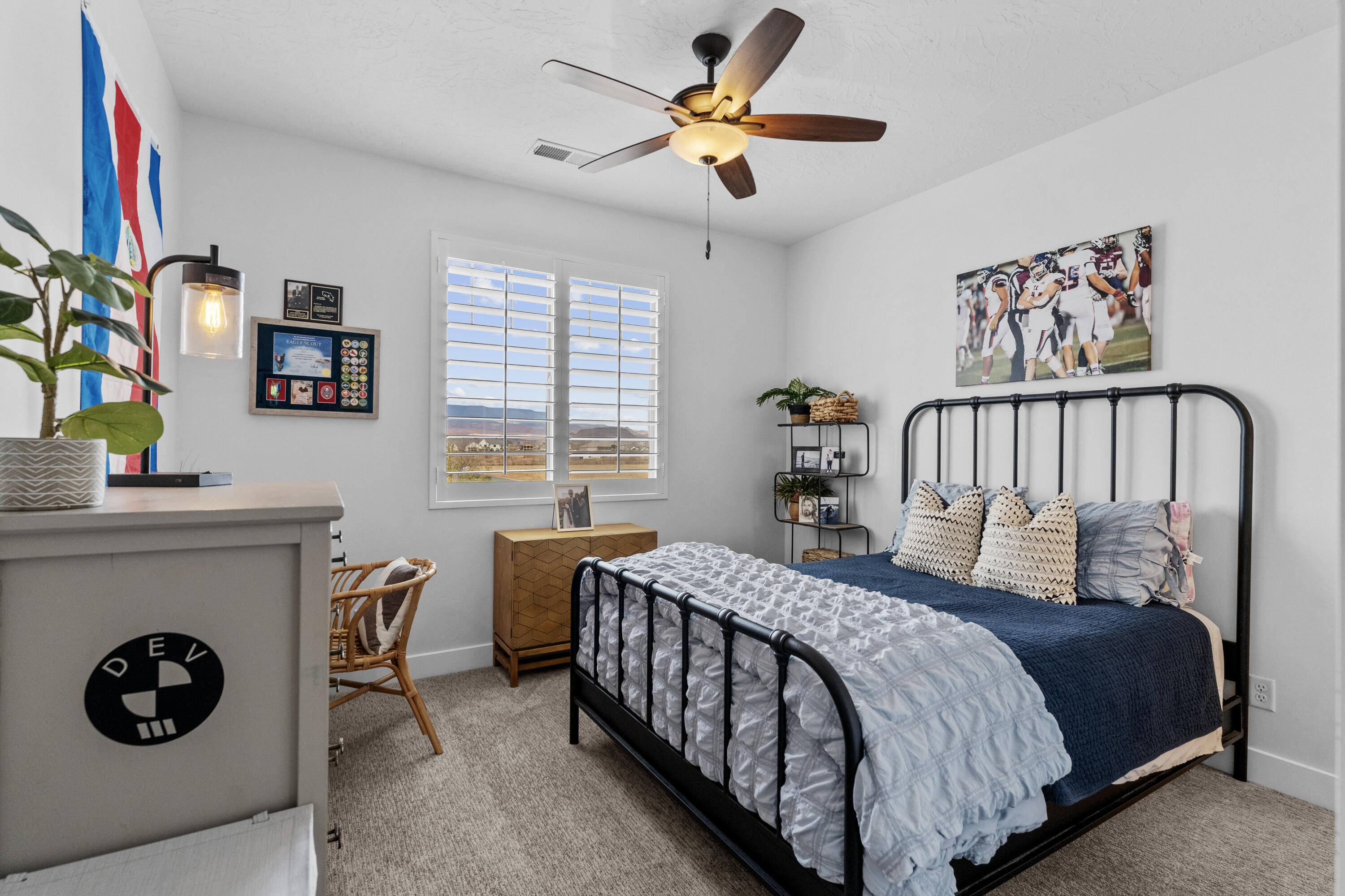 BRIDLE GATE ESTATES - Residential