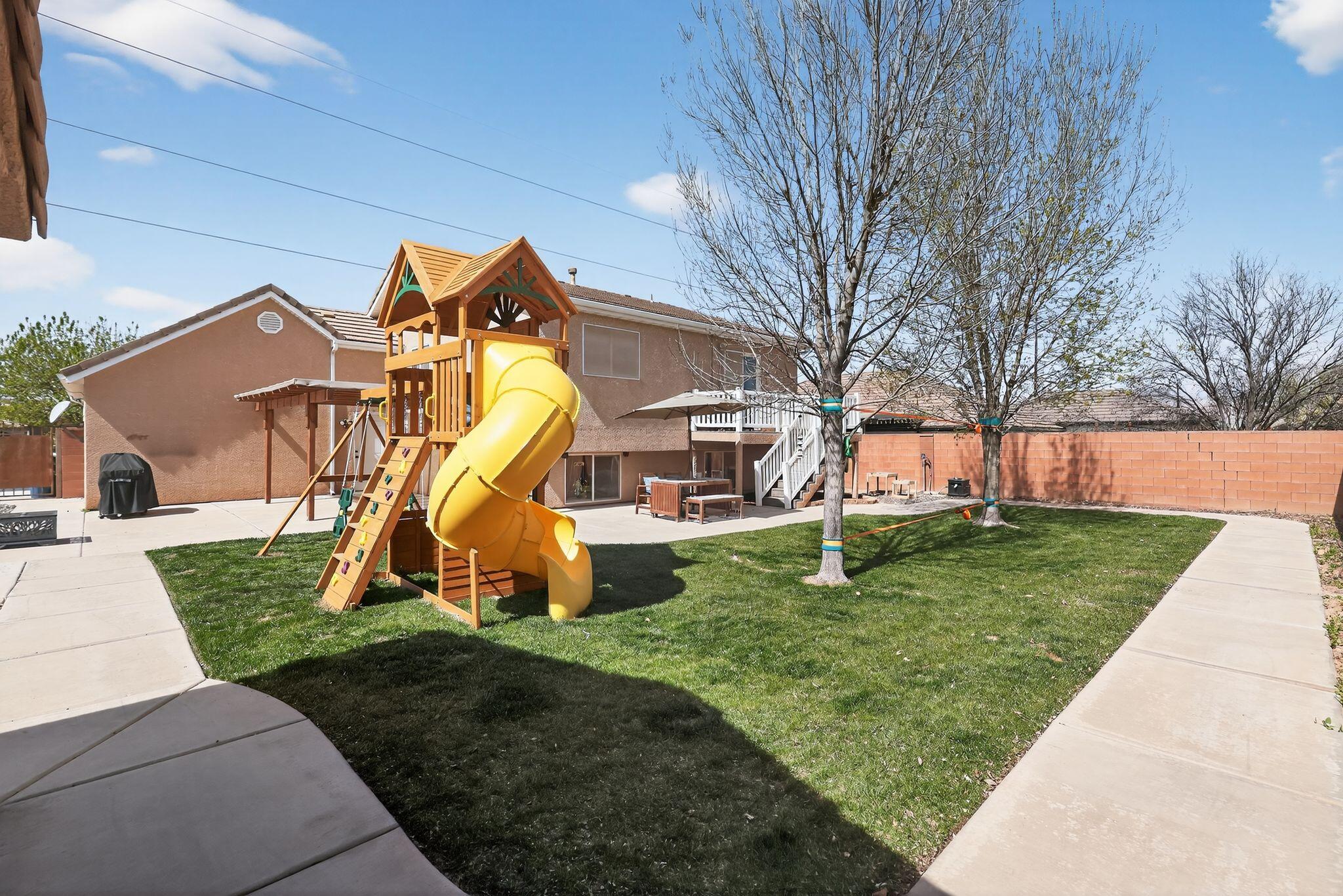 CANTERWOOD ESTATES - Residential