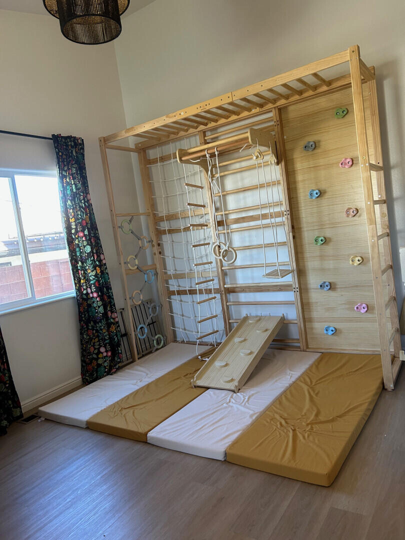 CANTERWOOD ESTATES - Residential