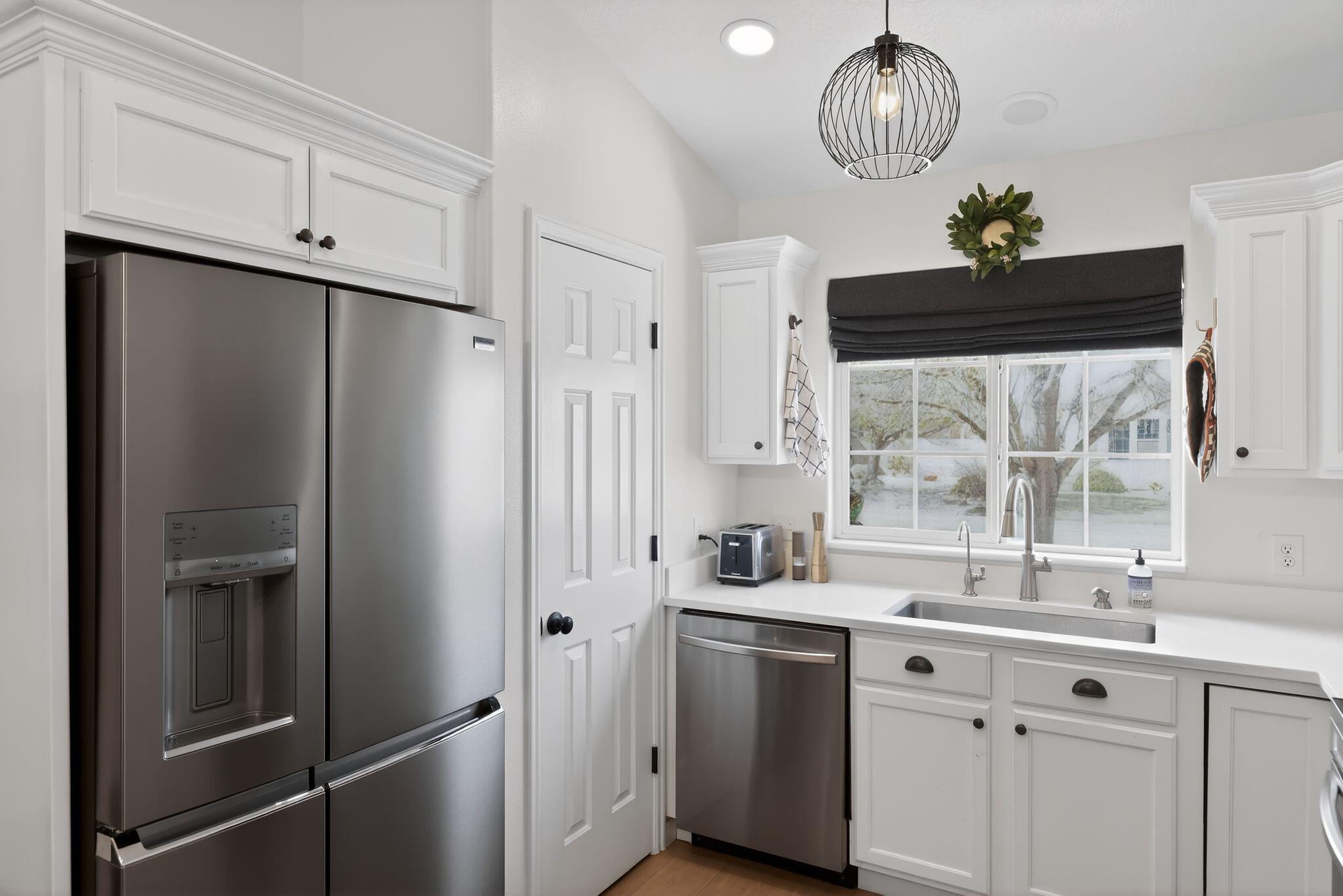 CANTERWOOD ESTATES - Residential