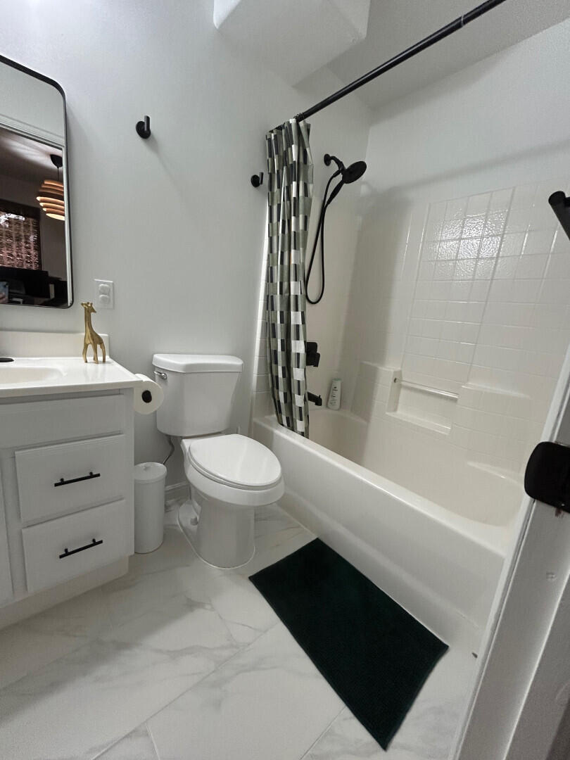 CANTERWOOD ESTATES - Residential