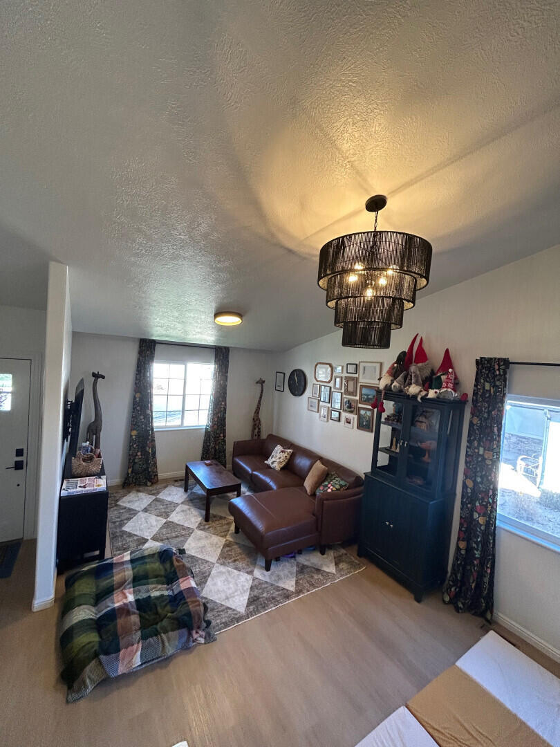 CANTERWOOD ESTATES - Residential