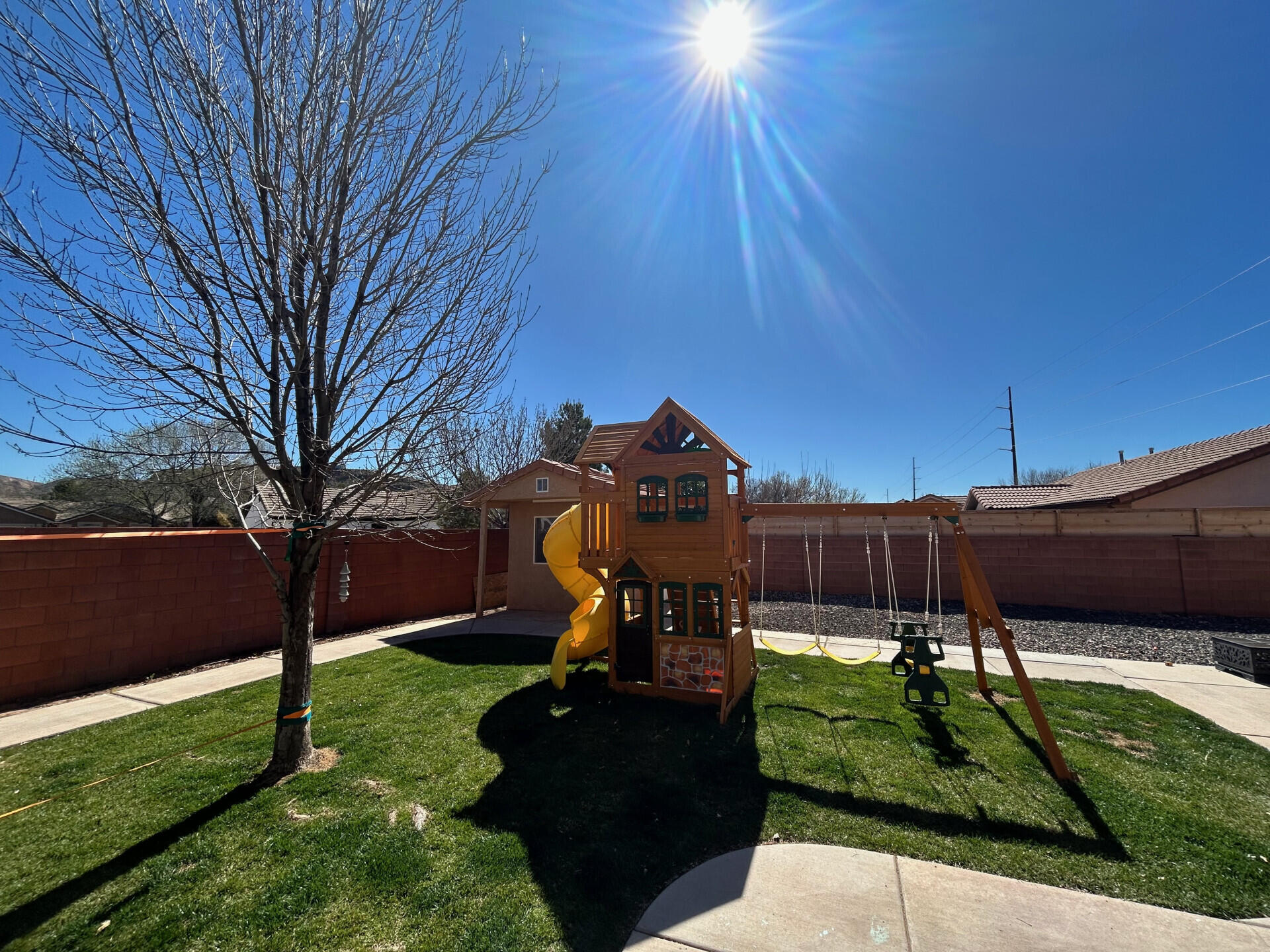 CANTERWOOD ESTATES - Residential