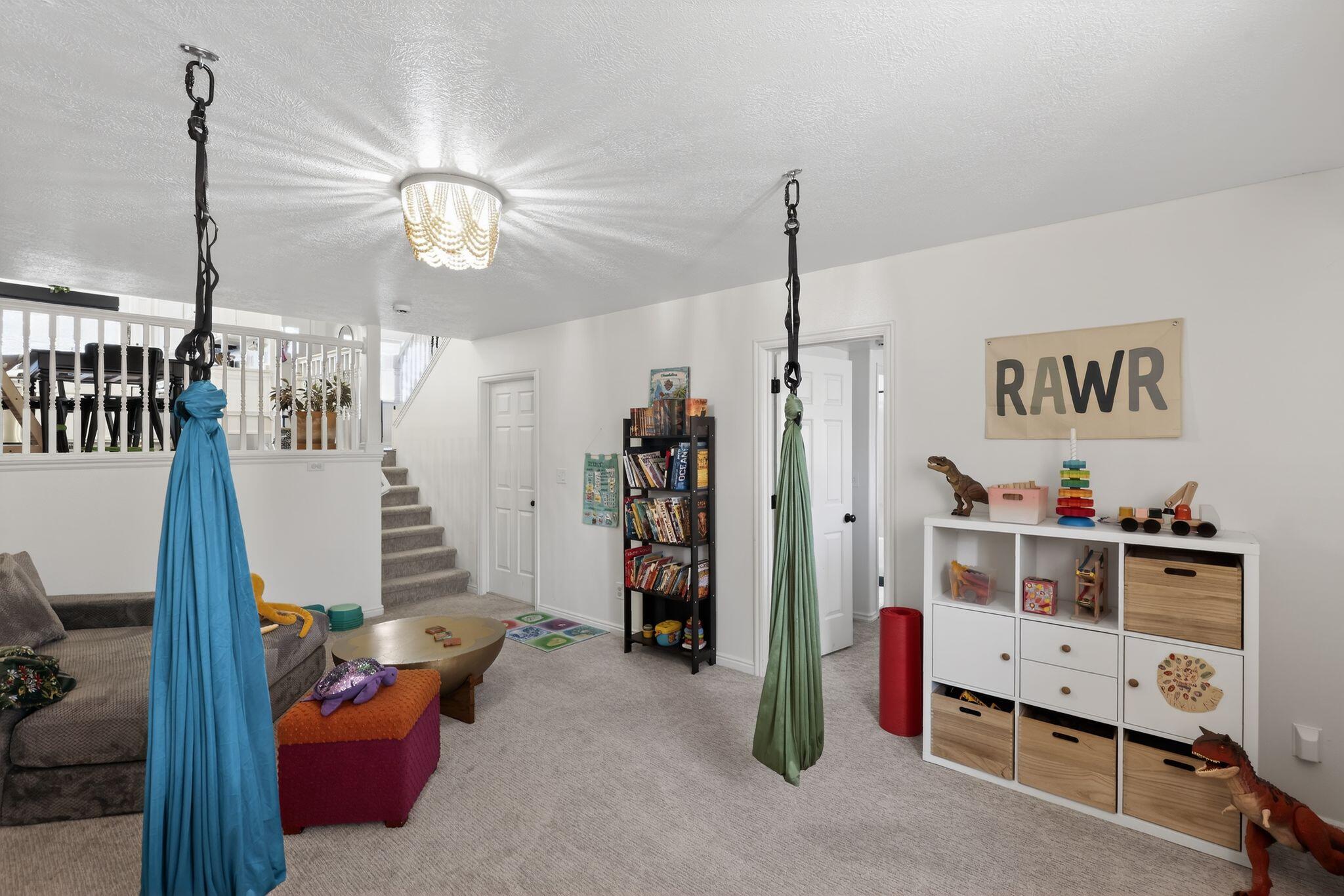 CANTERWOOD ESTATES - Residential