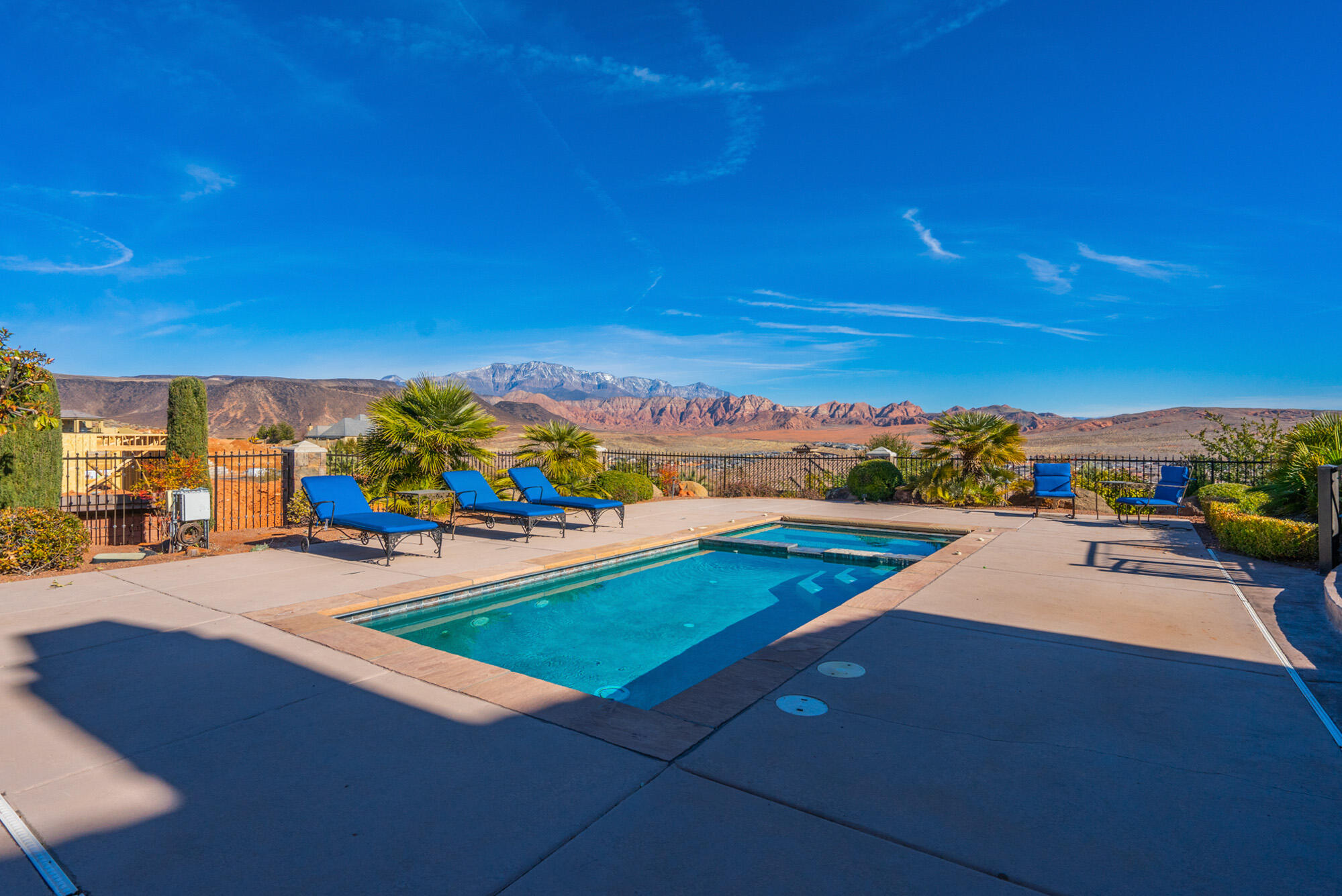 NORTHBRIDGE ESTATES - Residential