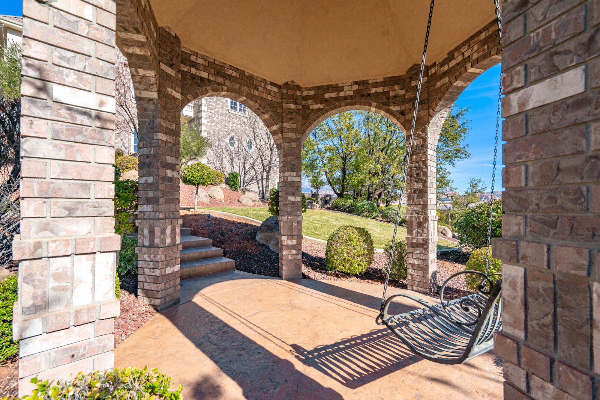 NORTHBRIDGE ESTATES - Residential