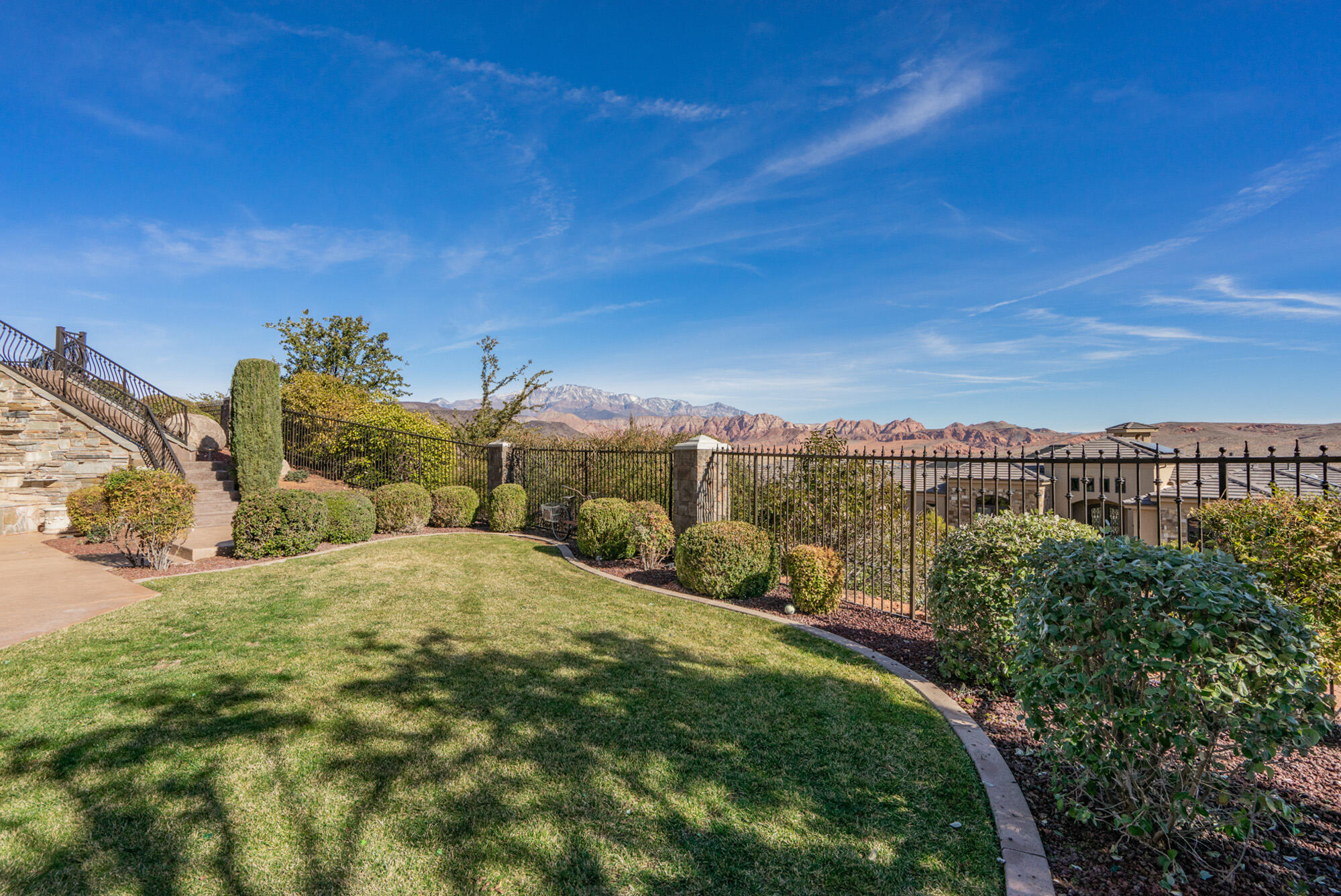 NORTHBRIDGE ESTATES - Residential