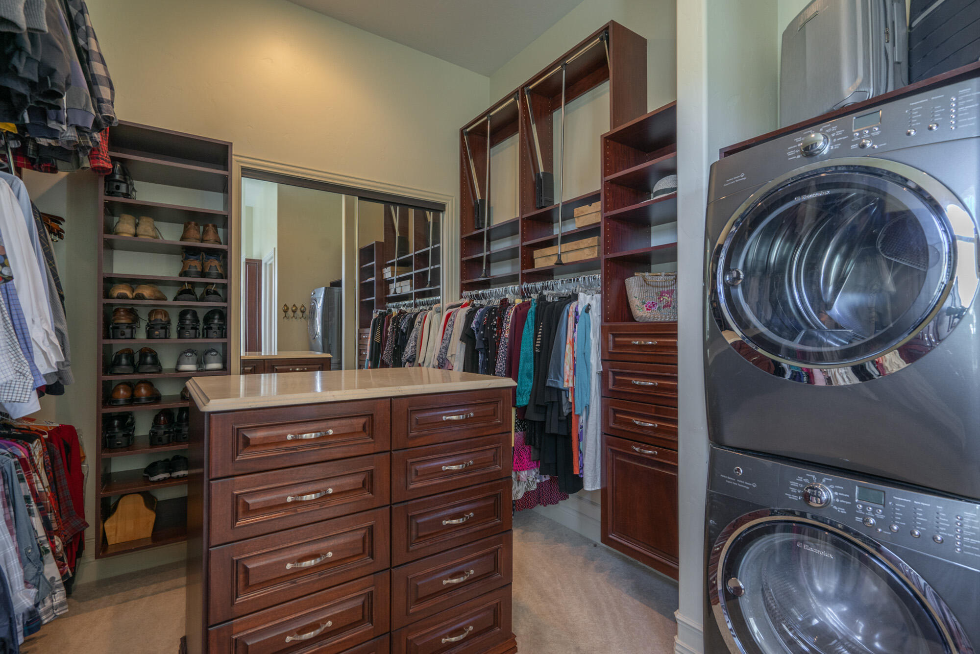 NORTHBRIDGE ESTATES - Residential